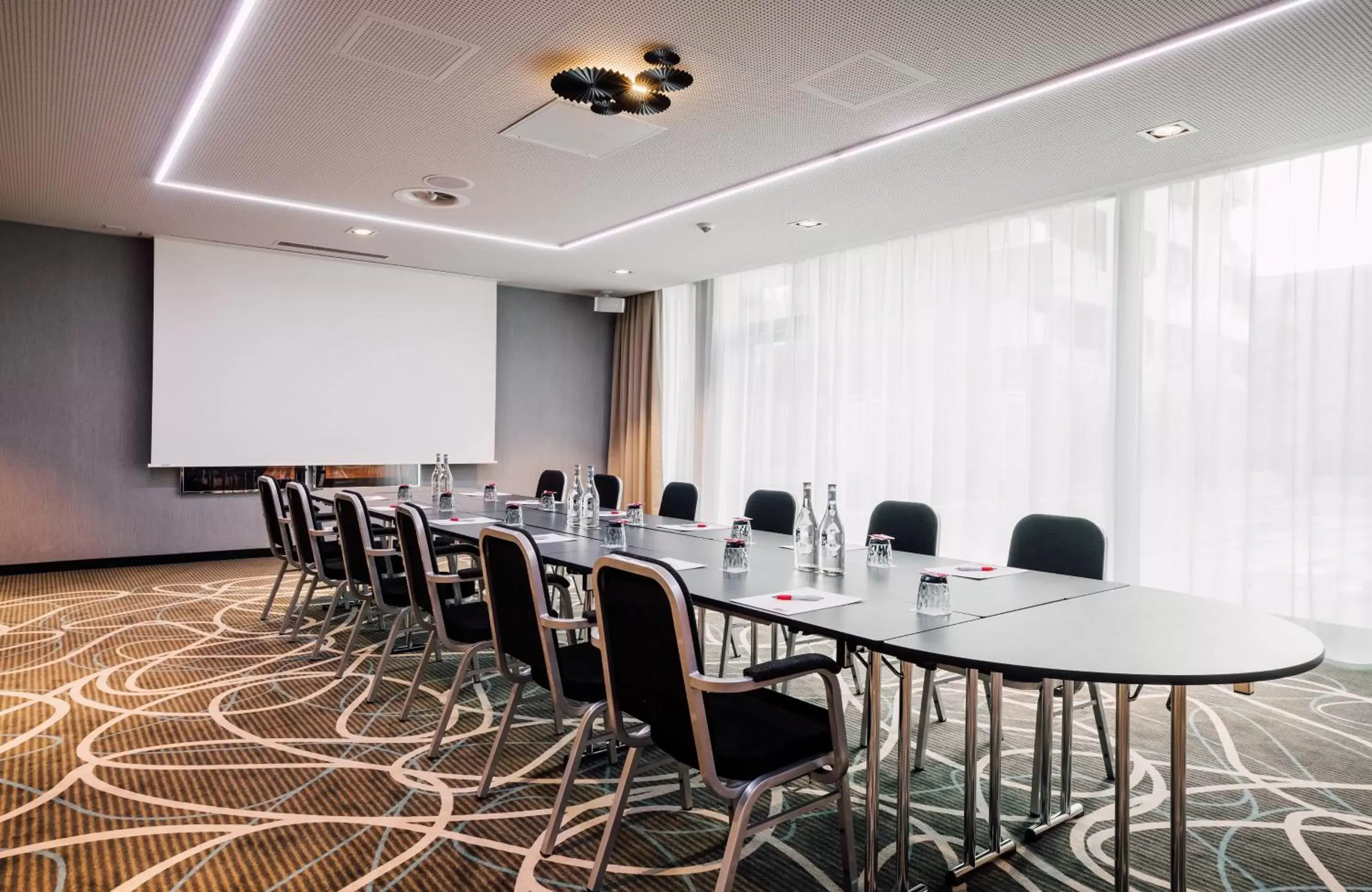 Meeting/conference room in Leonardo Hotel Zurich Airport