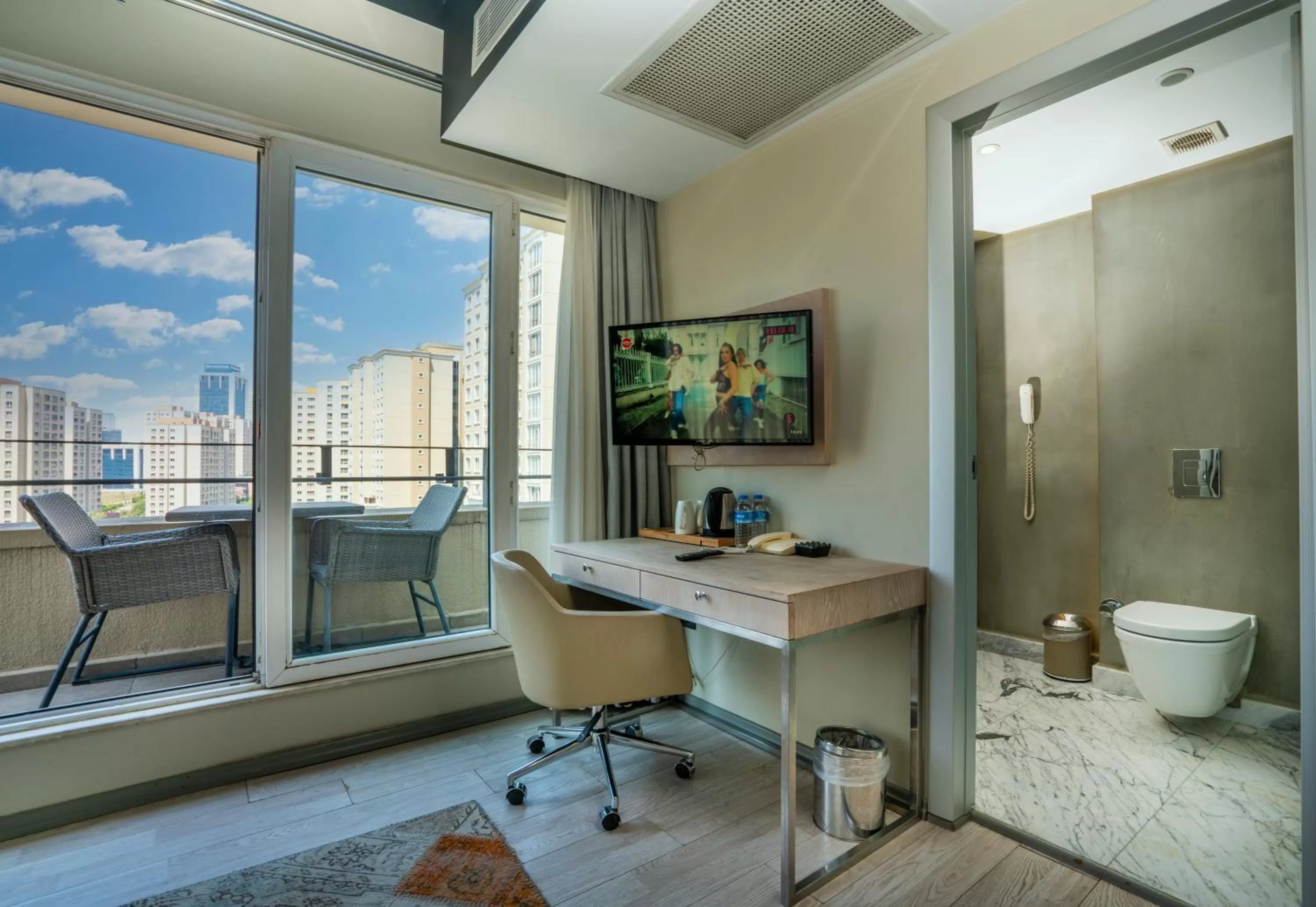 TV and multimedia in The Gate Ataşehir Finance Centre