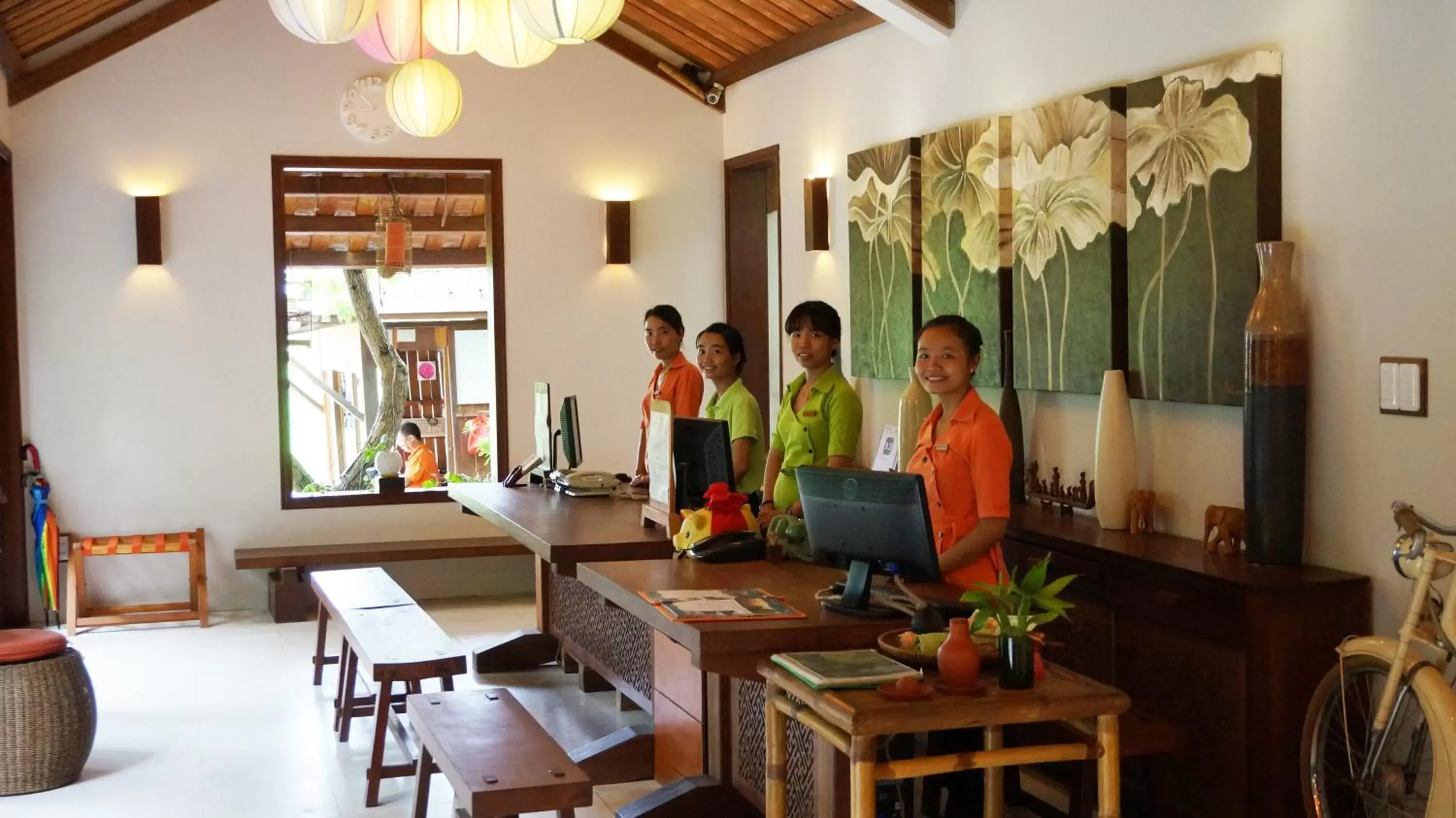 Staff in Hoi An Chic - Green Retreat