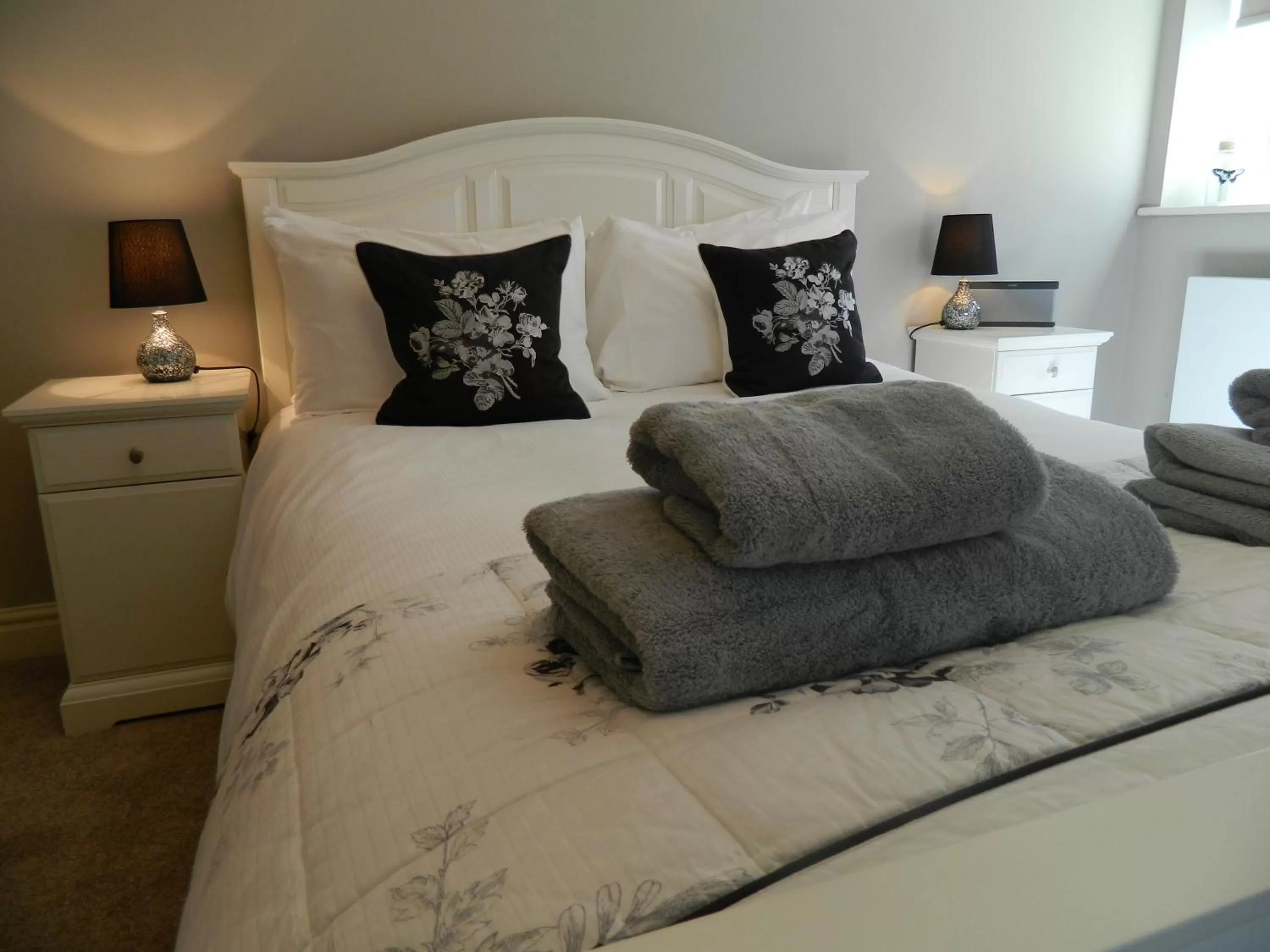 Bedroom, Bed in Birchover Bridgford Hall