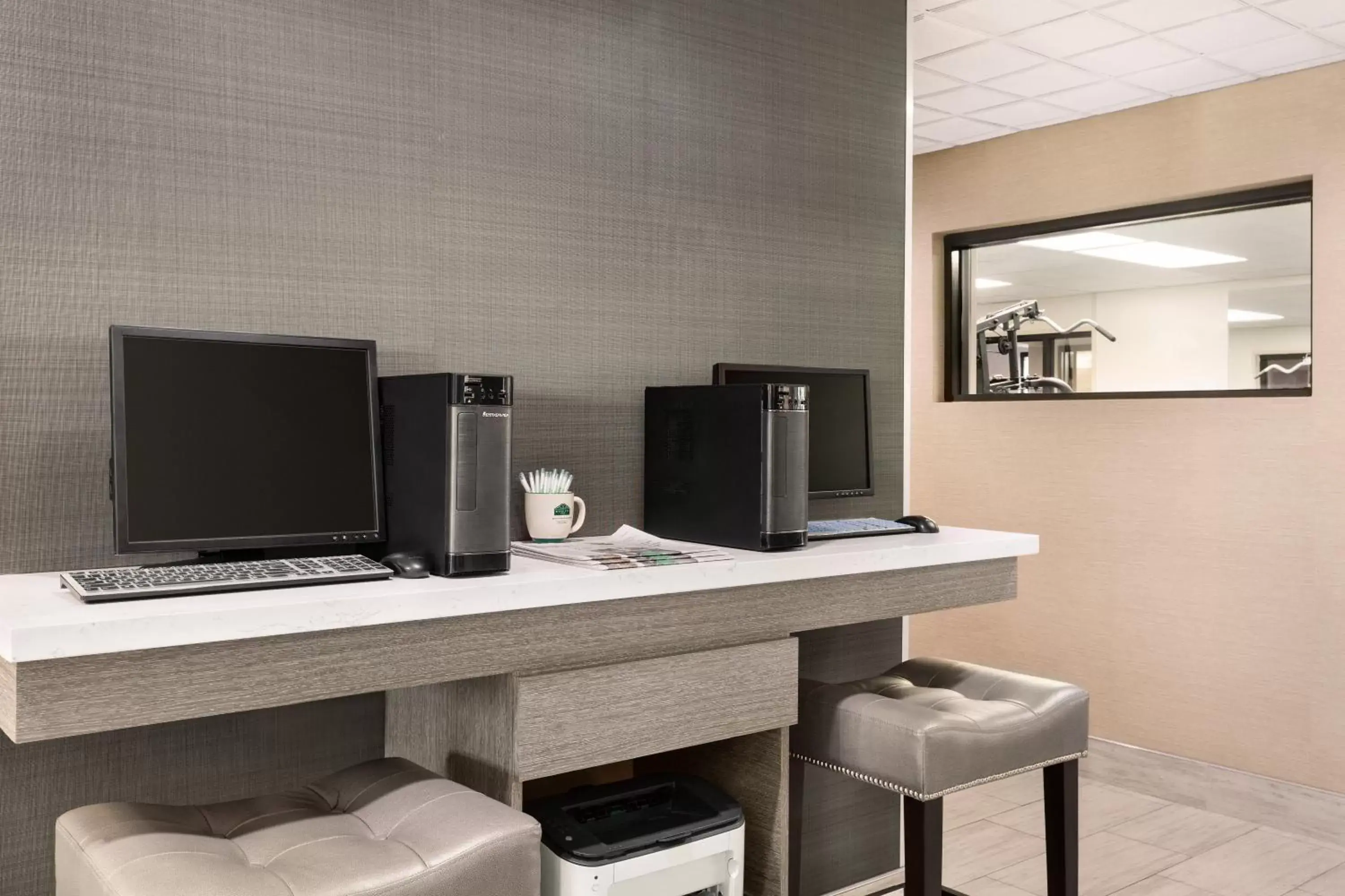 Business facilities in Wingate By Wyndham Montgomery