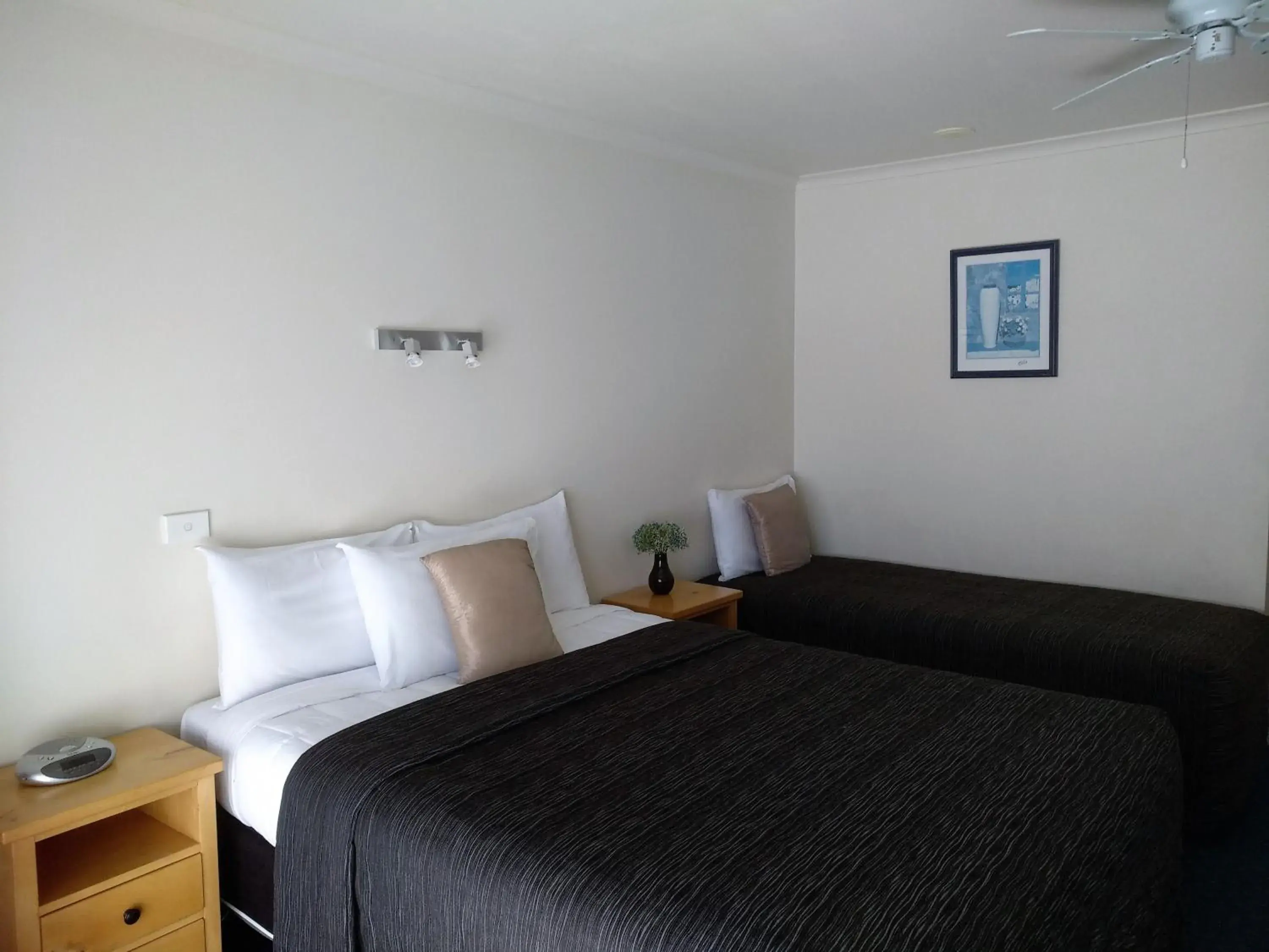 Bed in Stadium Motel Bed in Stadium Motel