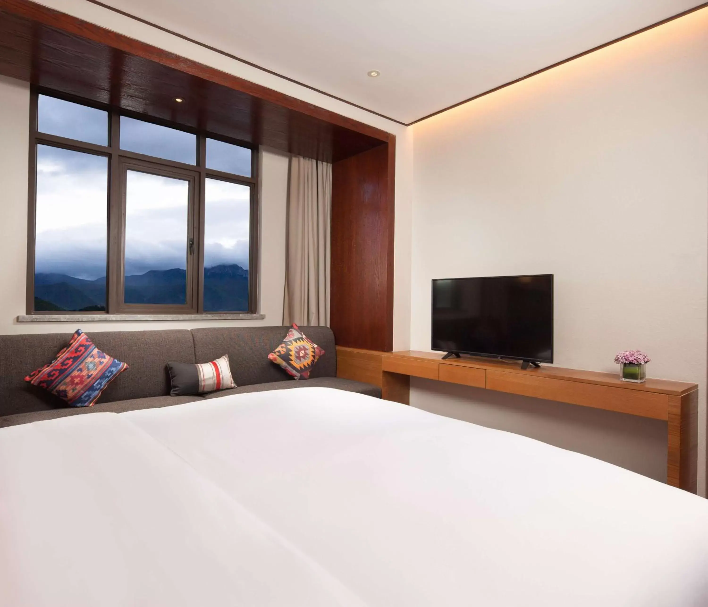 Bed in Hilton Garden Inn Shangri-La