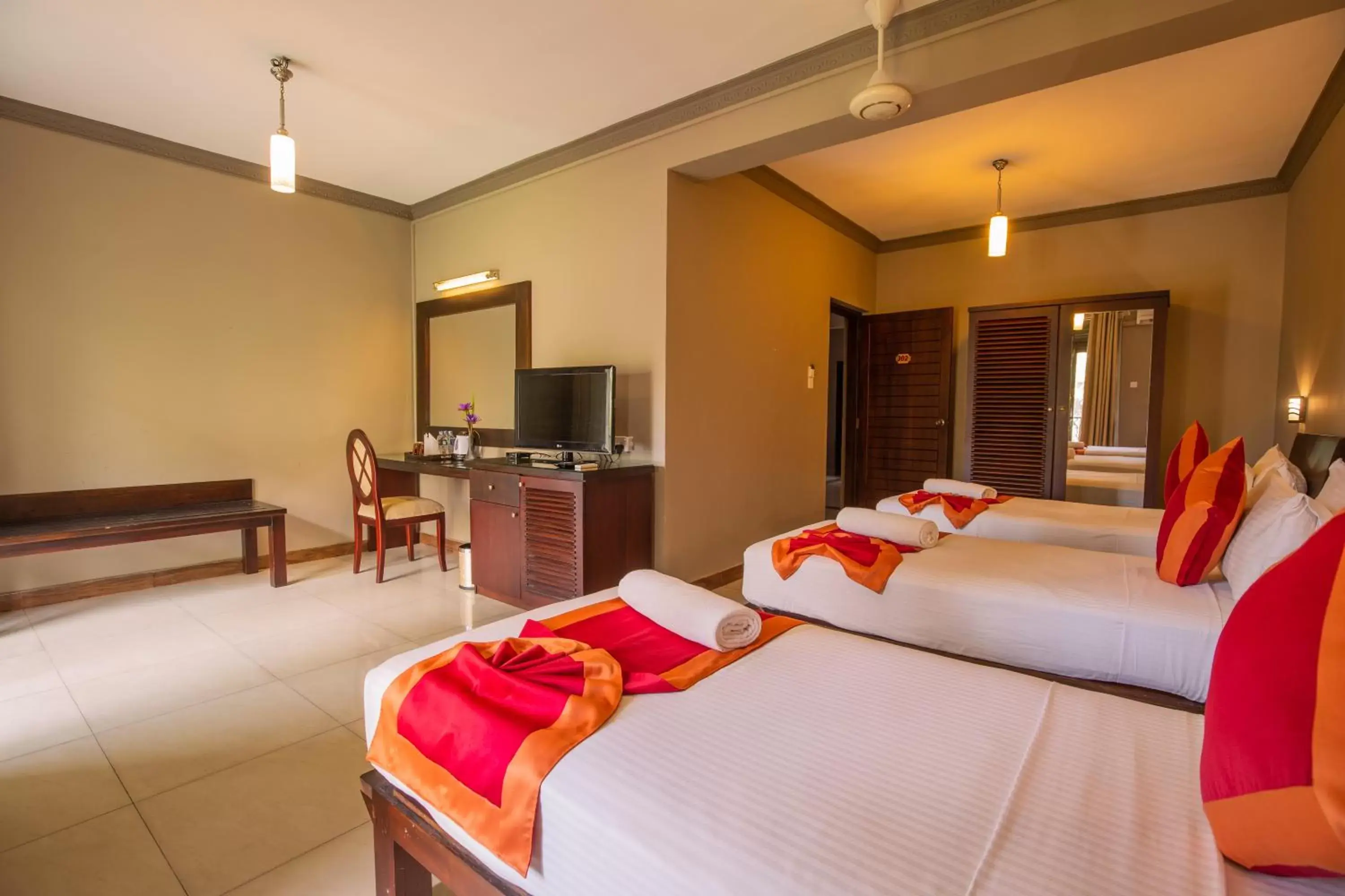 Deluxe Triple Room - single occupancy in Kings Ridge Kandy Deluxe Triple Room - single occupancy in Kings Ridge Kandy