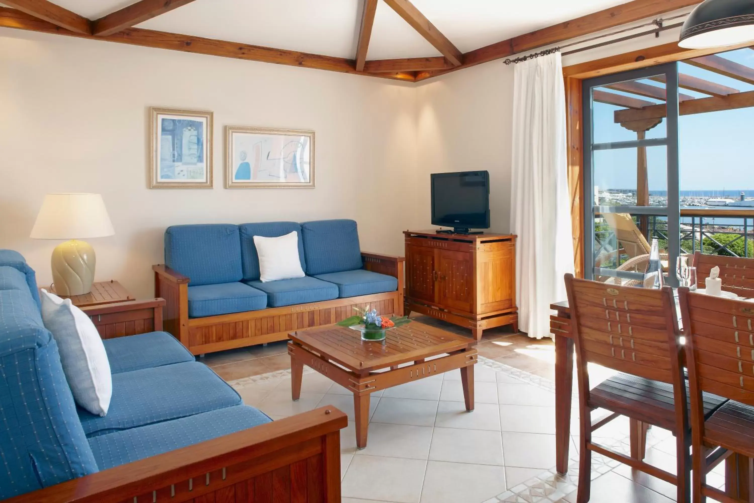 TV and multimedia, Seating Area in Princesa Yaiza Suite Hotel Resort
