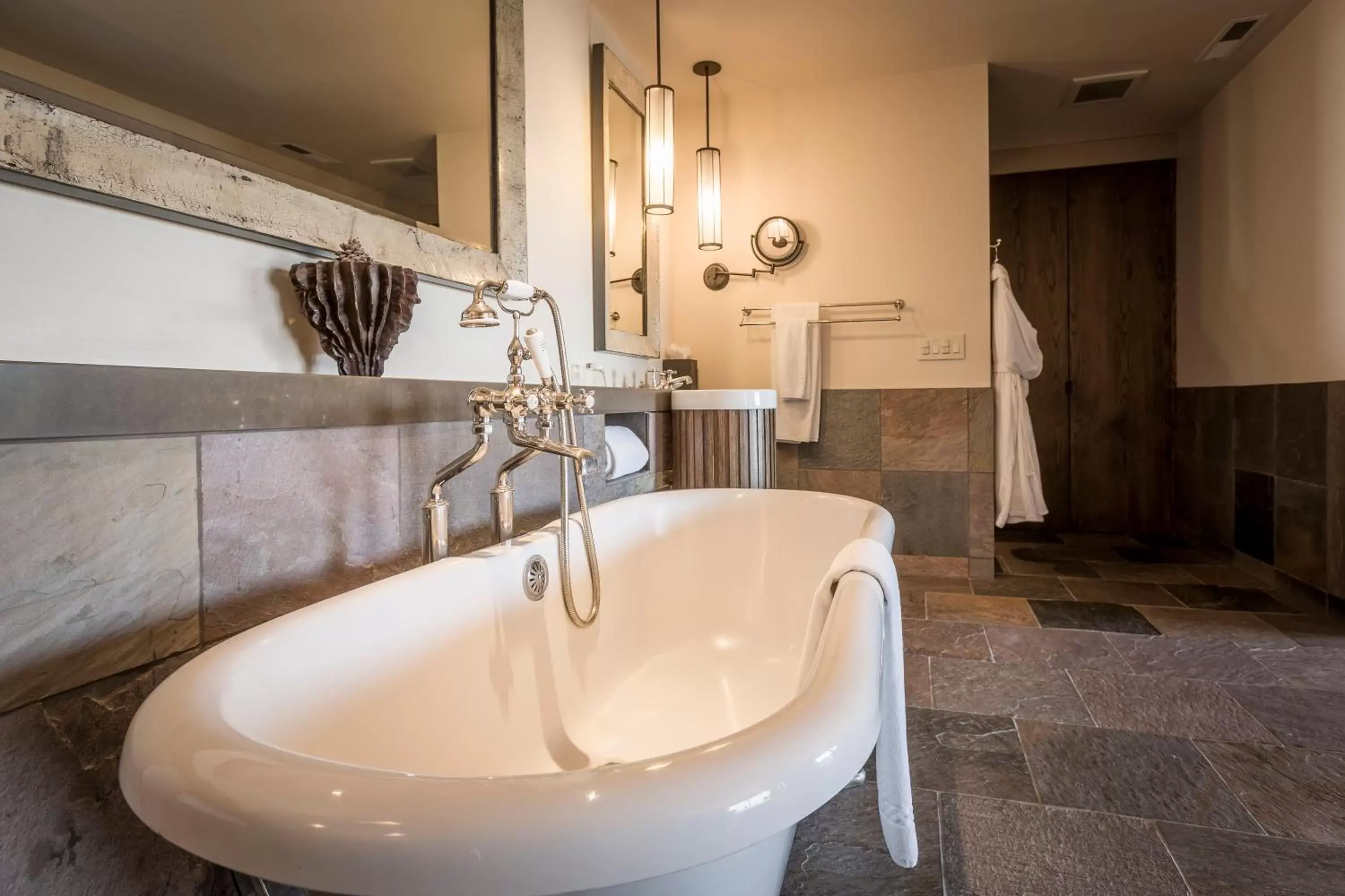 Bathroom in Heritage House Resort & Spa