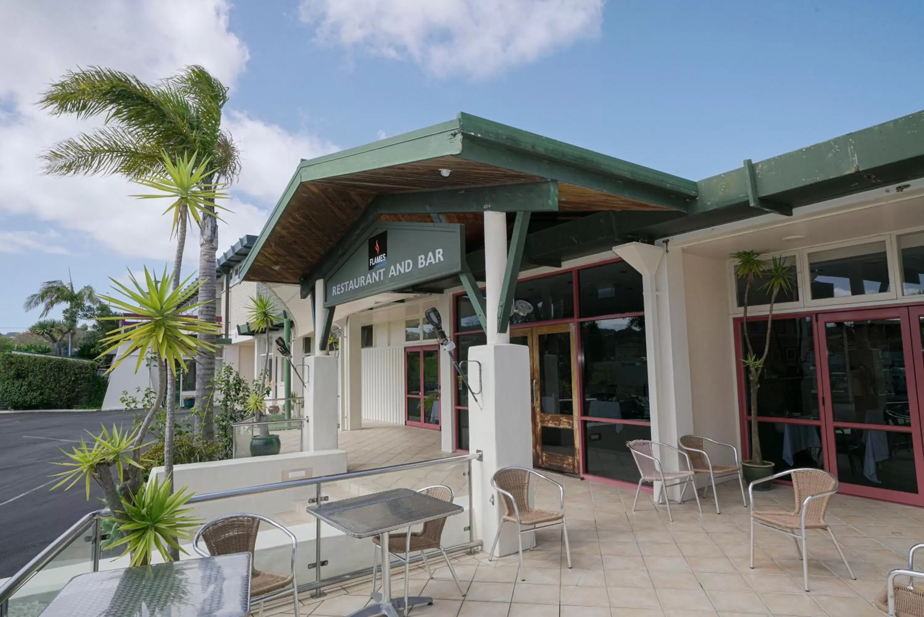 Restaurant/places to eat in Comfort Hotel Flames Whangarei