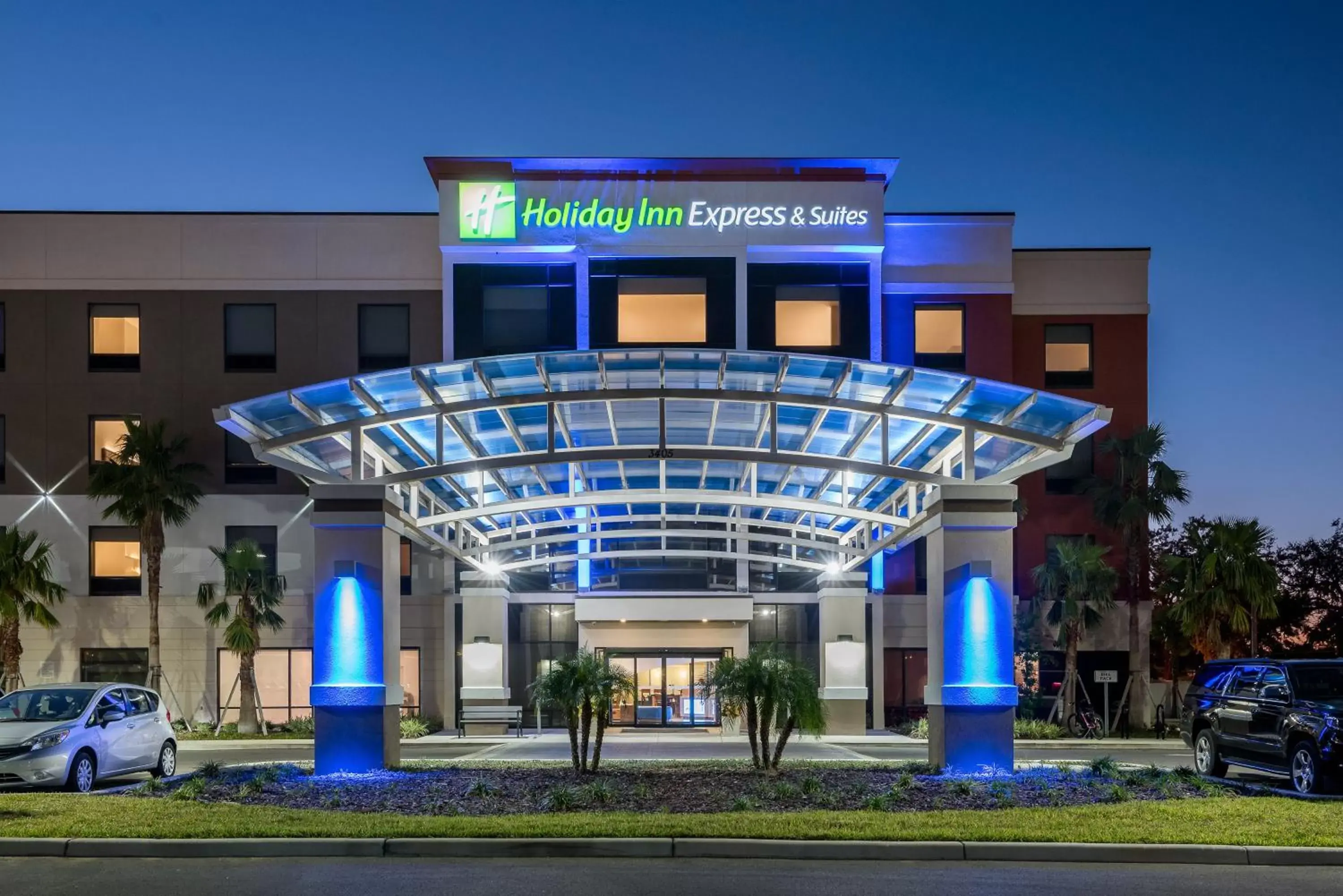 Property Building in Holiday Inn Express & Suites Lakeland South, an IHG Hotel