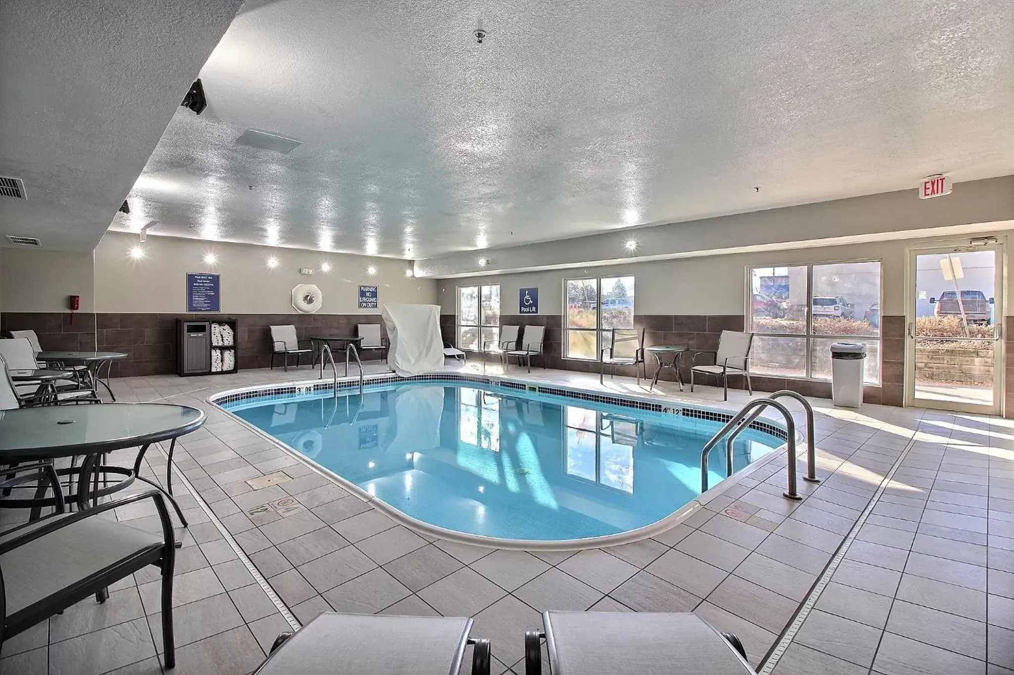 Swimming Pool in Best Western Greeley