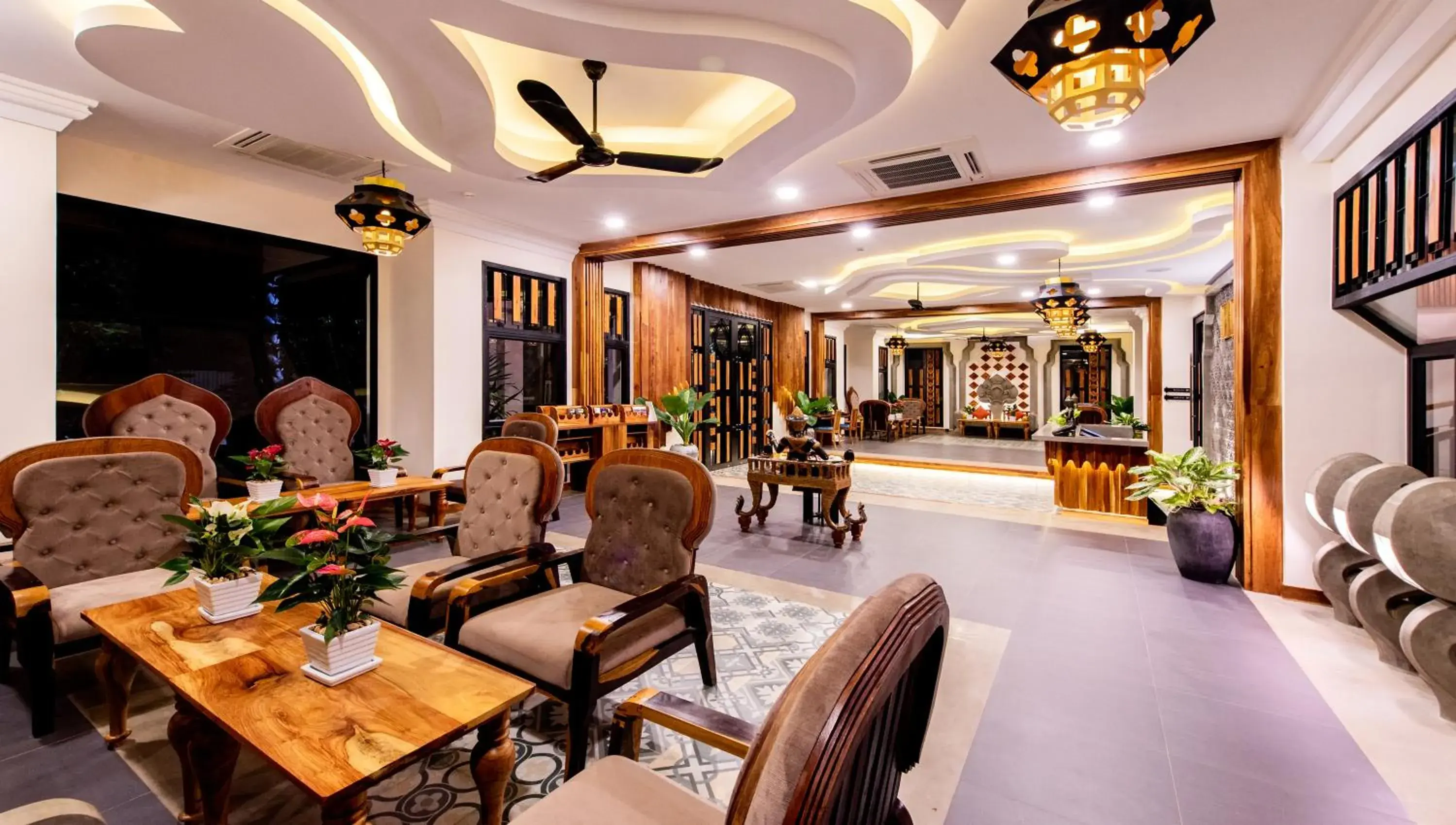Lobby or reception, Restaurant/Places to Eat in Araya Angkor Residence