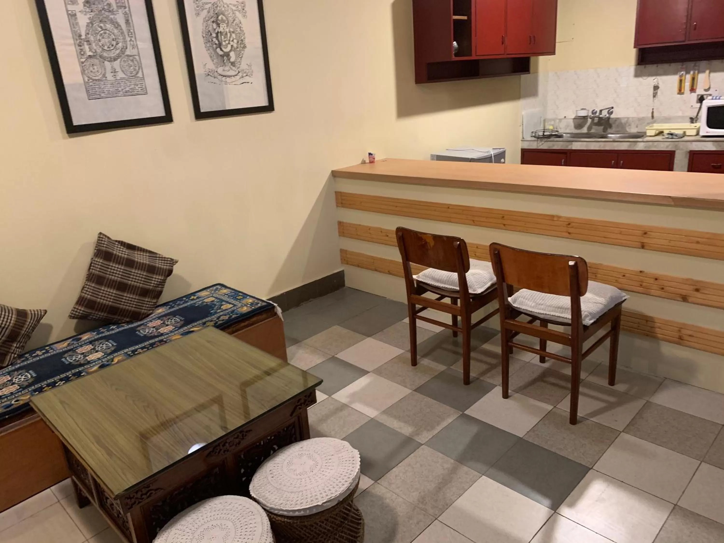 Kitchen or kitchenette in Hotel Tarayana