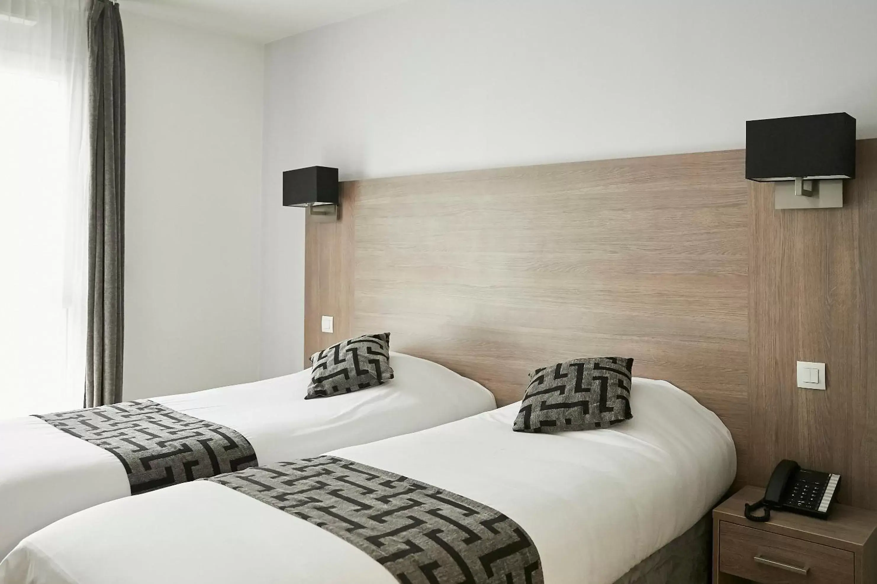 Bed in Tulip Inn Massy Palaiseau - Residence