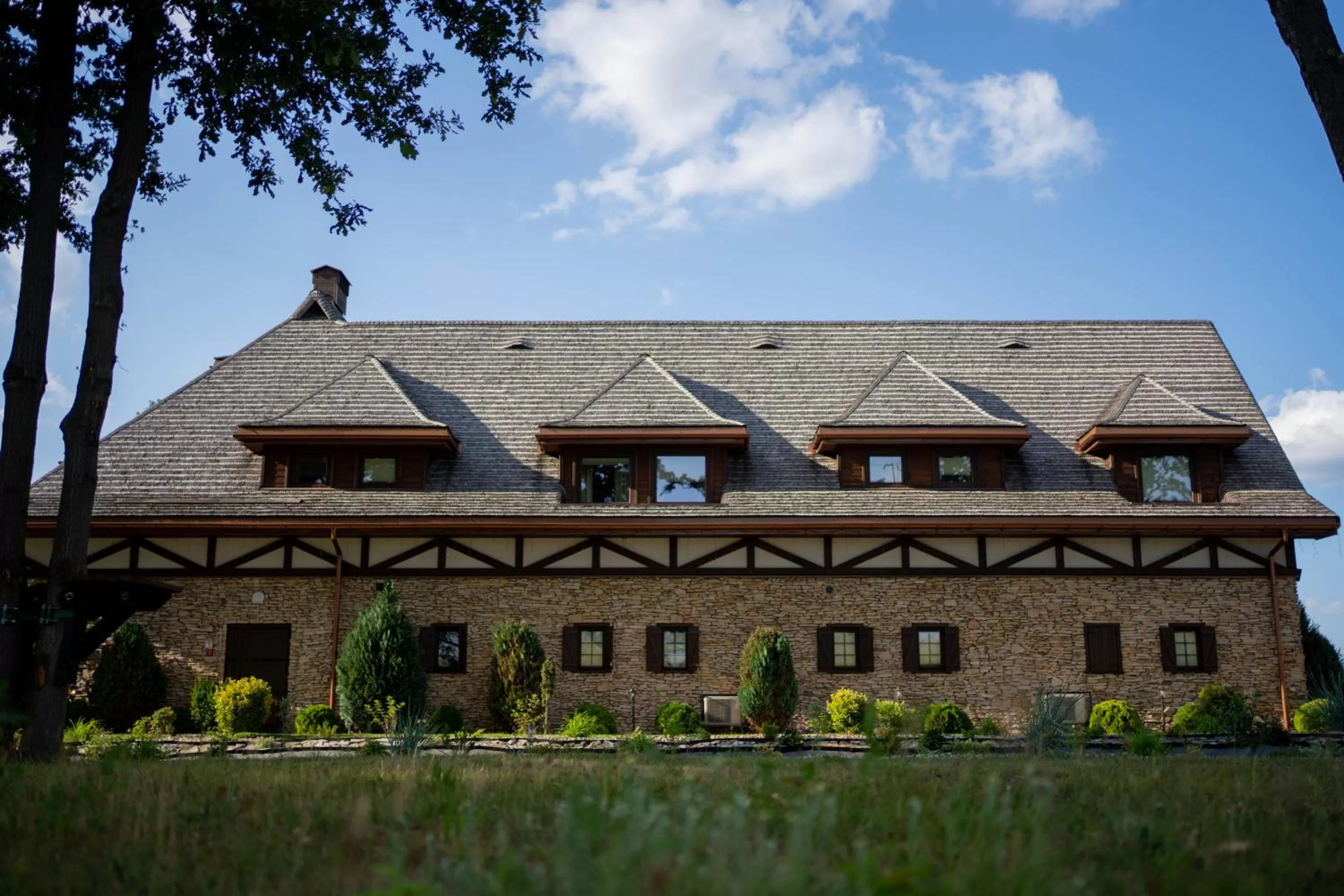 Property building in Hotel & Spa **** Kasztel Uniejów