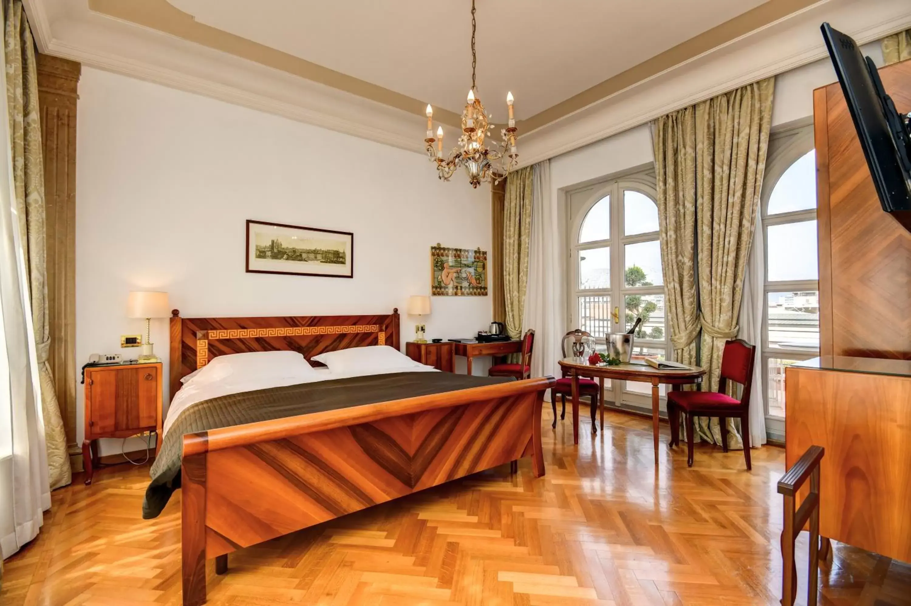 Bedroom in Hotel Vittoria