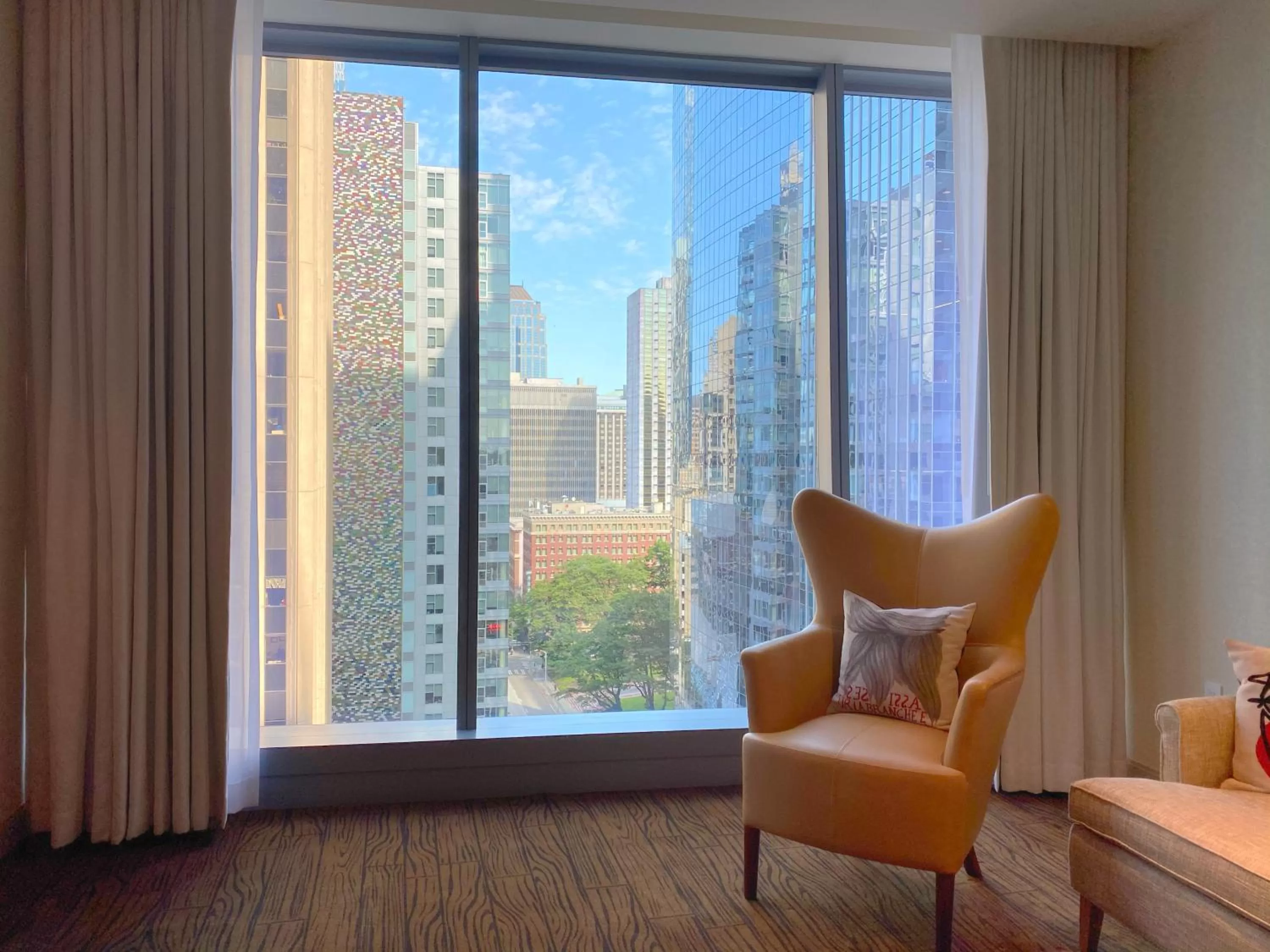 Seating area in Lotte Hotel Seattle