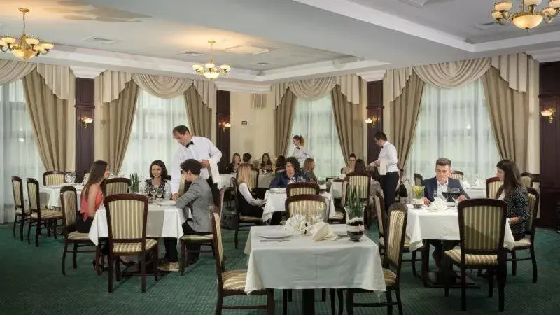 Restaurant/places to eat in Magus Hotel Restaurant/places to eat in Magus Hotel