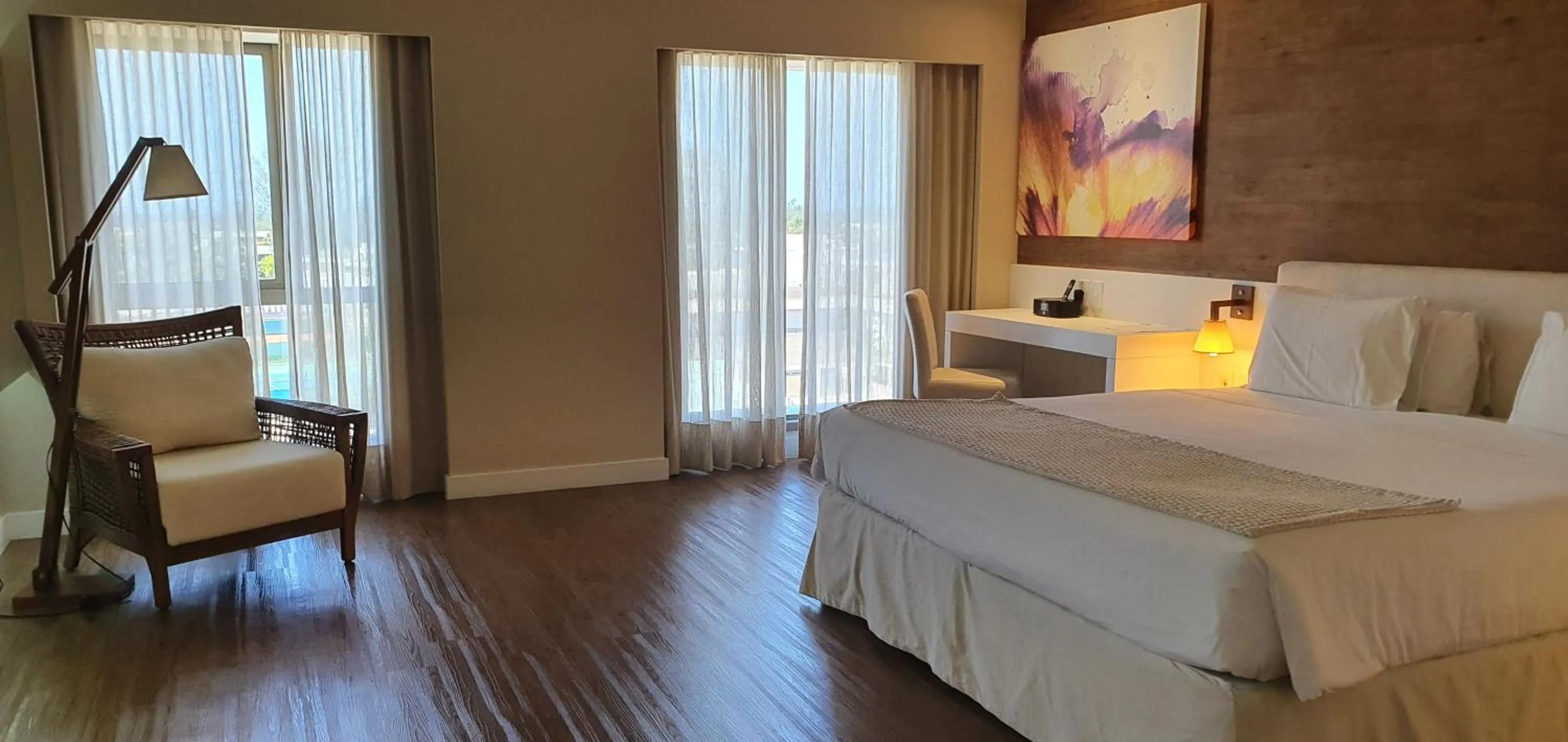 King Room - single occupancy - Disability Access in Vogue Square Fashion Hotel by Lenny Niemeyer