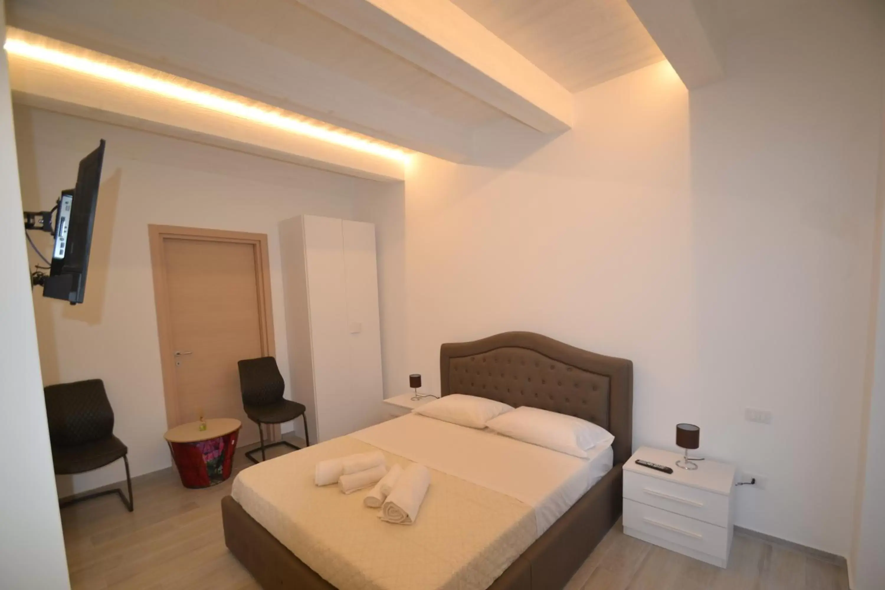 Bed in Onda Chiara B&B