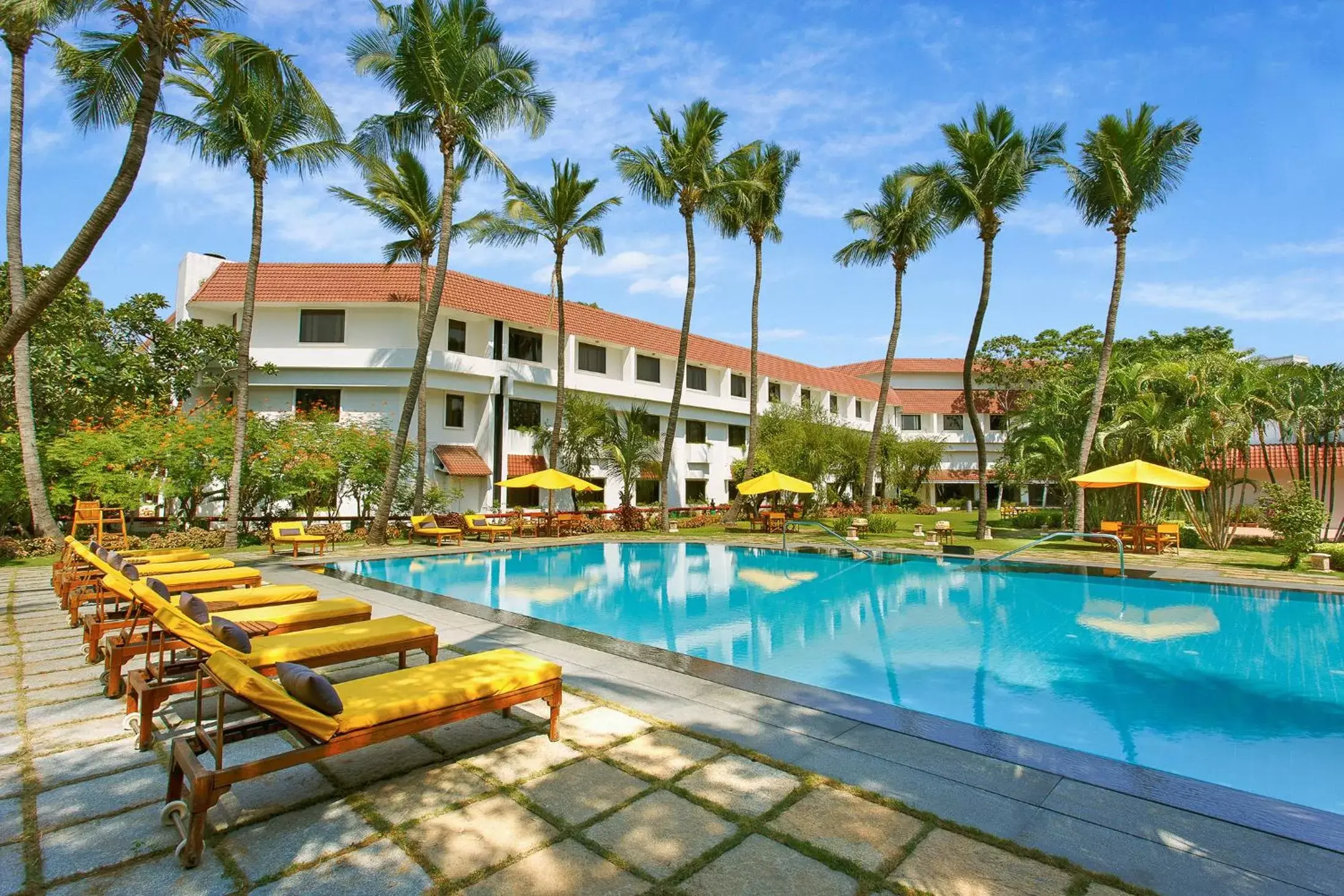 Swimming pool in Trident Chennai Swimming pool in Trident Chennai