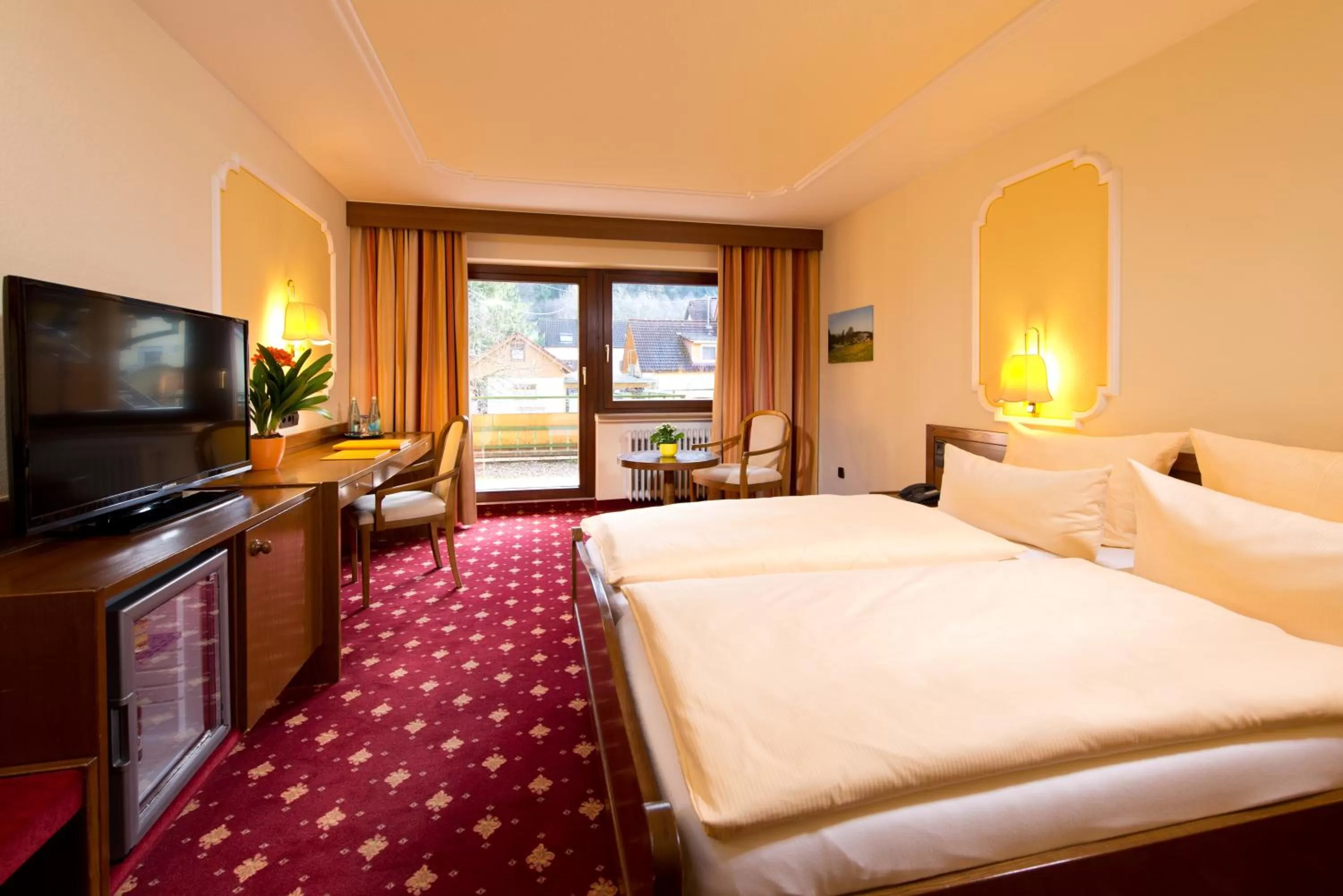 Photo of the whole room, Bed in Silberkönig Schwarzwald Hotel & Restaurant Ringhotel