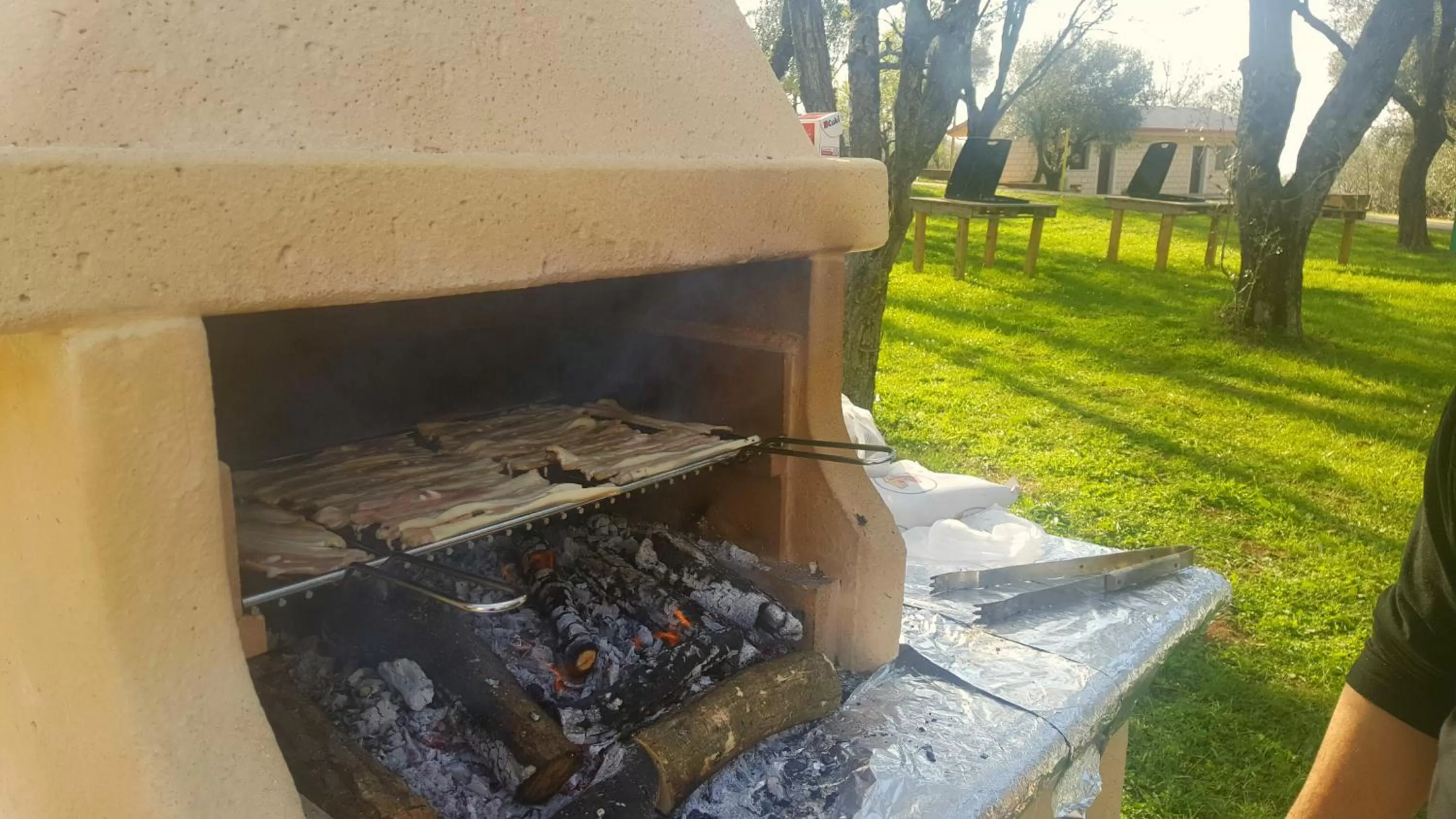 Entertainment in Green Park Hotel & Residence