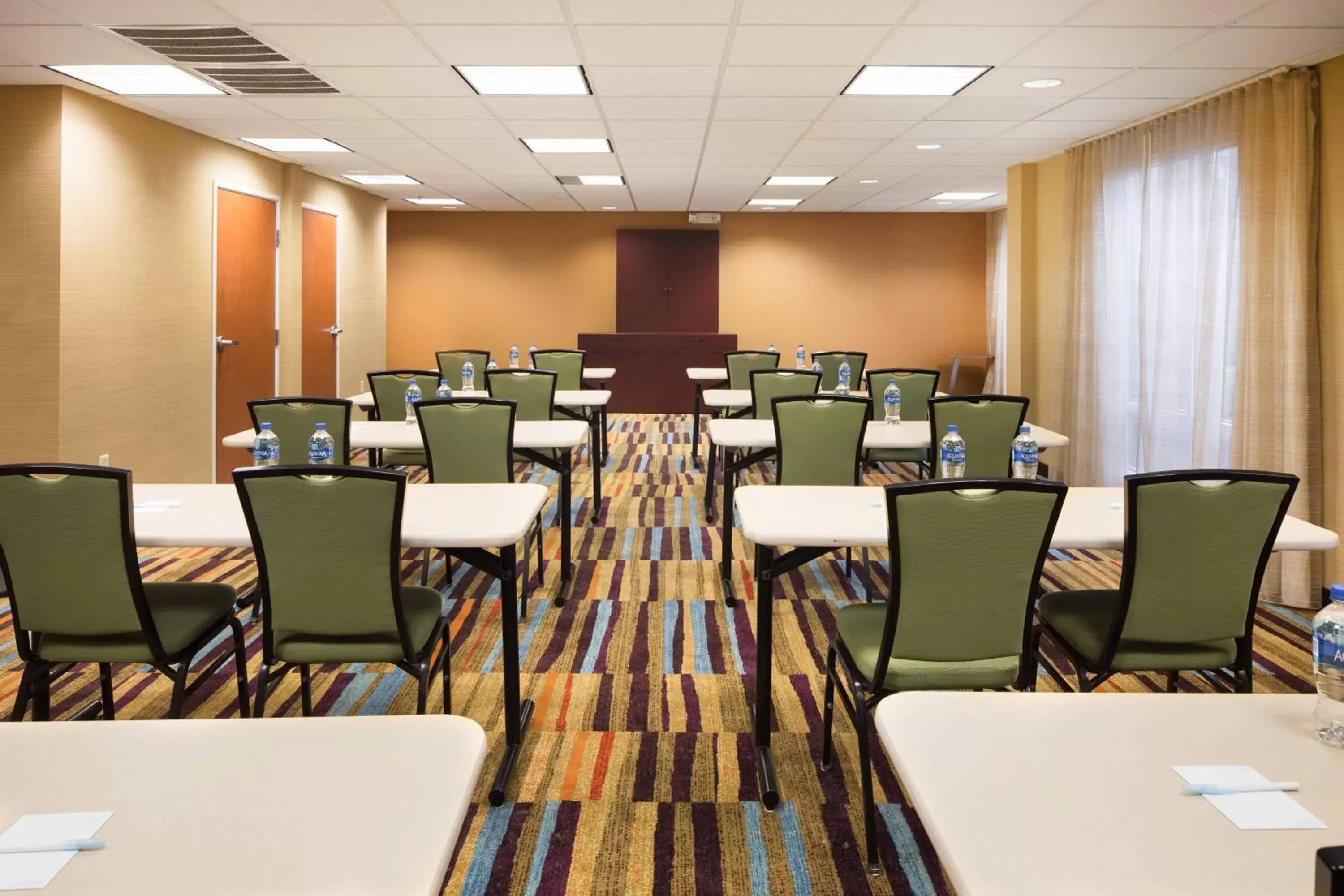 Meeting/conference room in Fairfield Inn and Suites by Marriott Conway