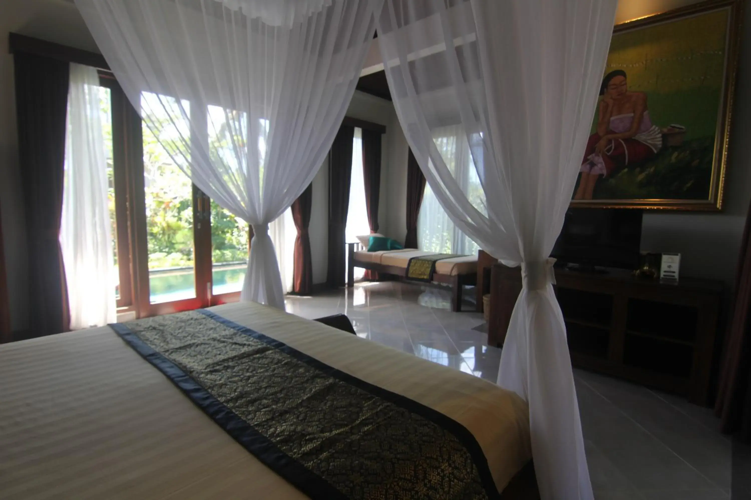 Bed in Ubud Paradise Villa