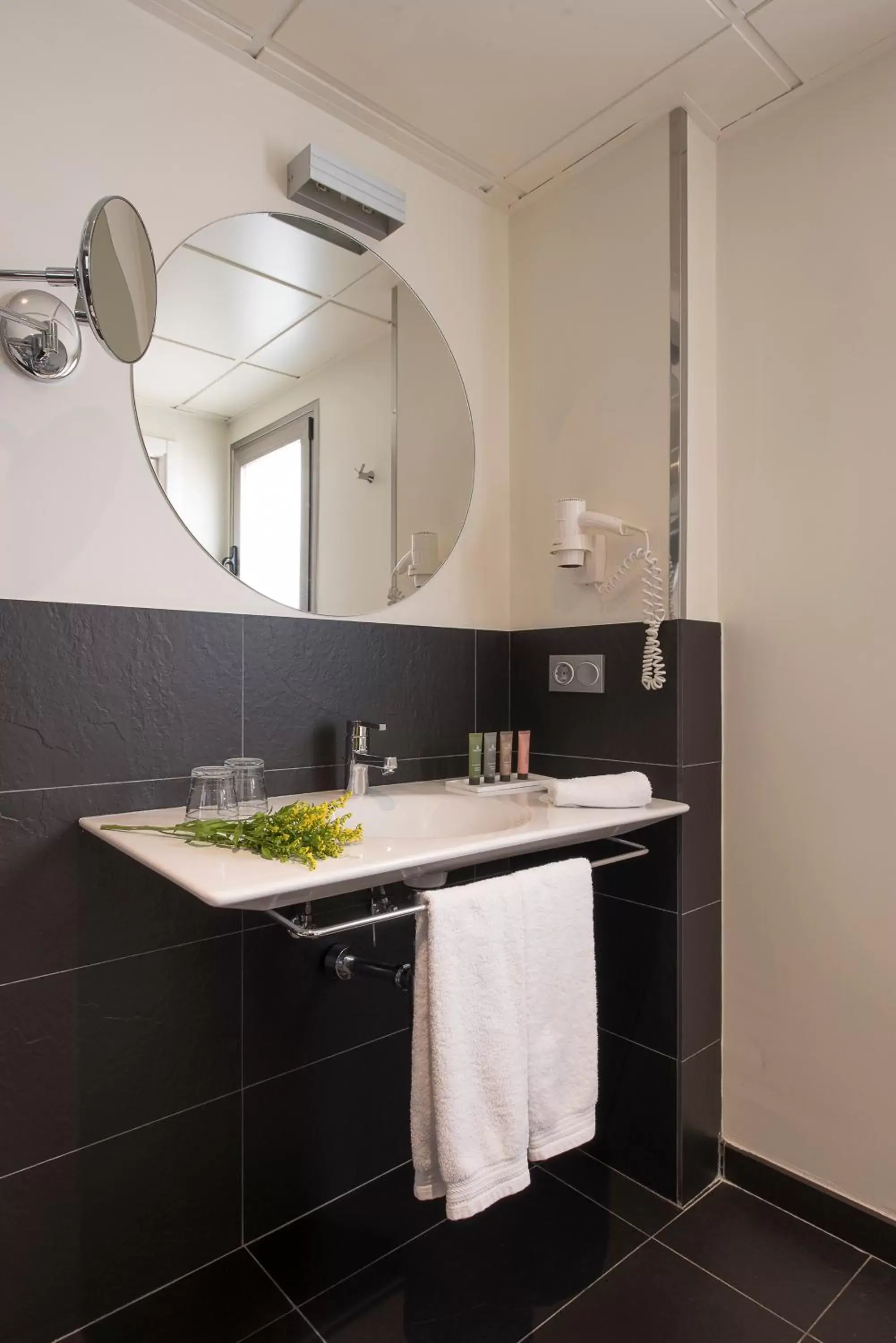 Bathroom in La Alcoba del Agua hotel boutique