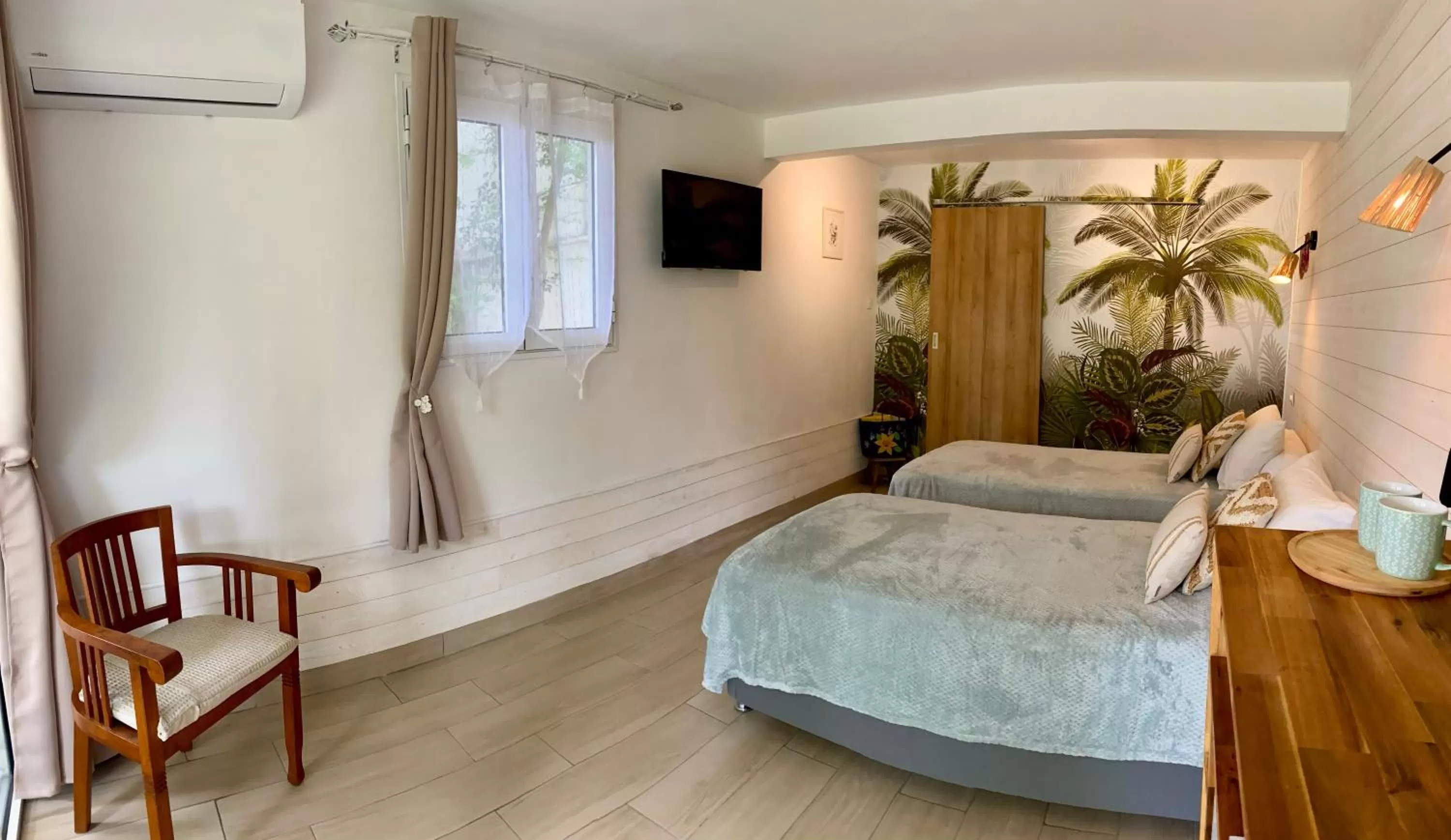 Photo of the whole room, Bed in La Case O zoizos