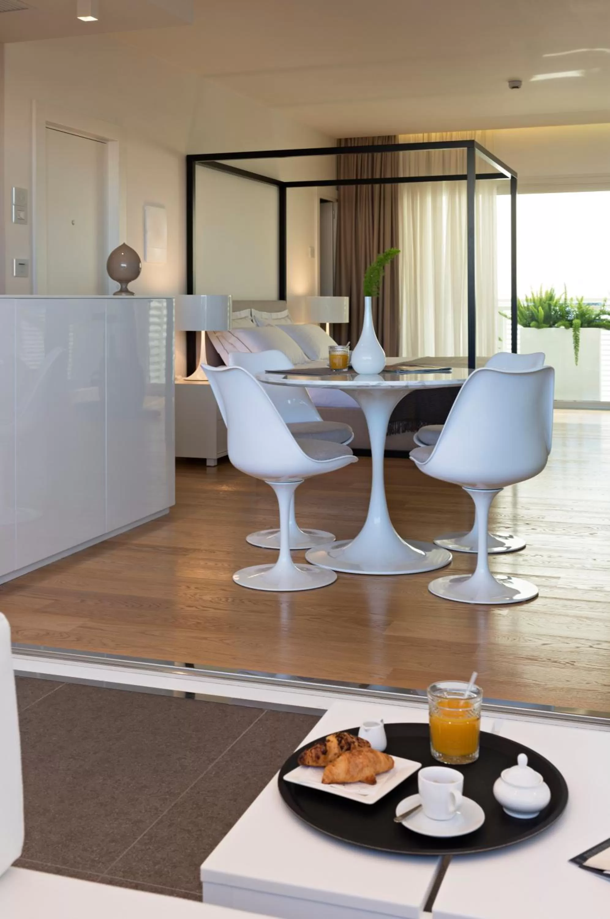 Kitchen or kitchenette in Dilman Luxury Stay