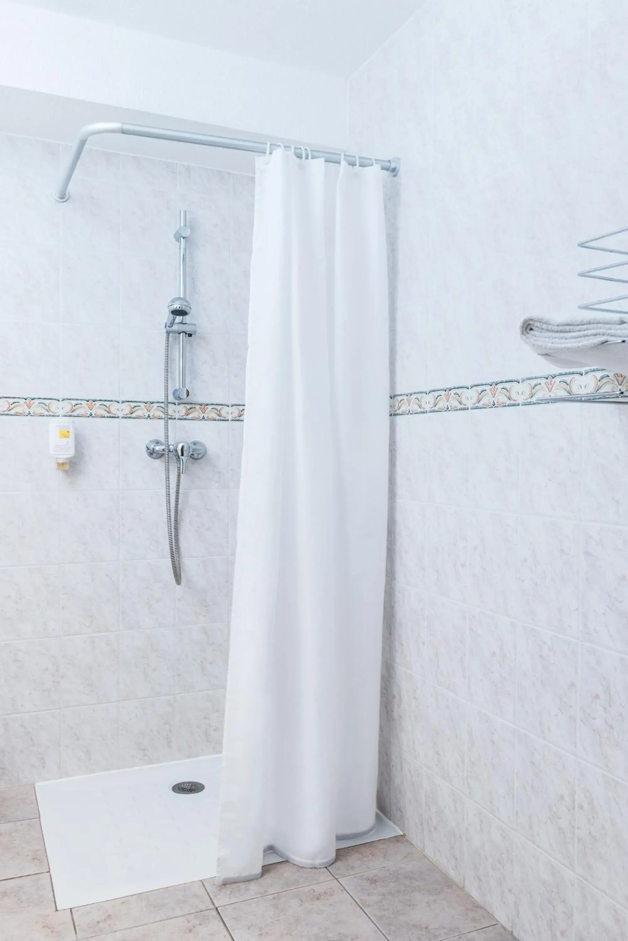 Shower, Bathroom in Aparthotel Adagio Access Nice Acropolis
