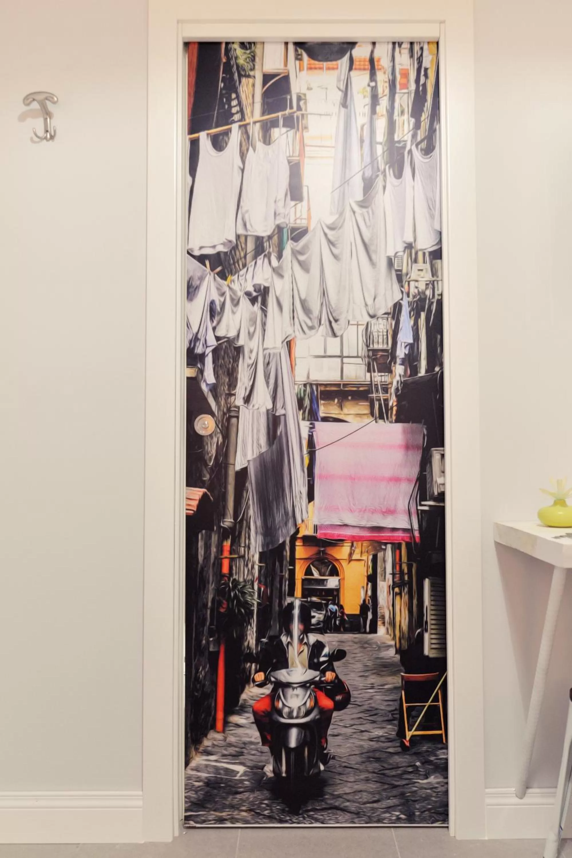 Decorative detail in Chiaia Roof