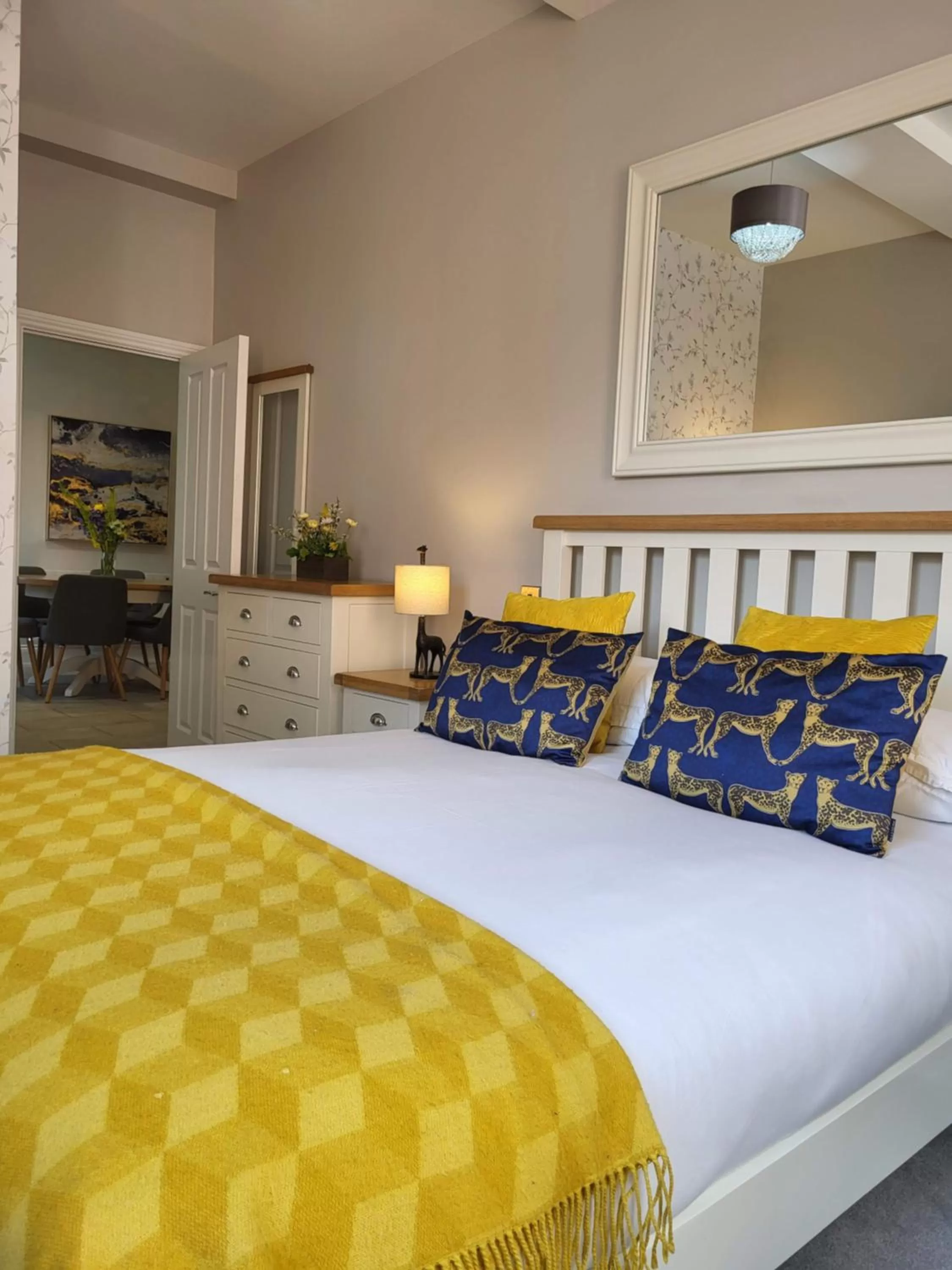 Bed in Goodramgate Apartments