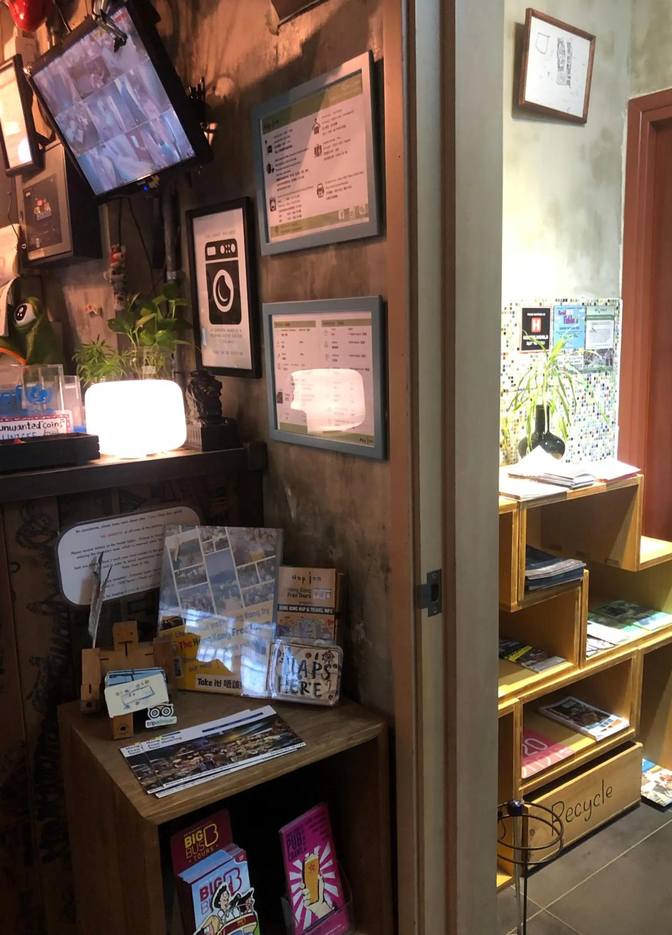 Lobby or reception in Hop Inn