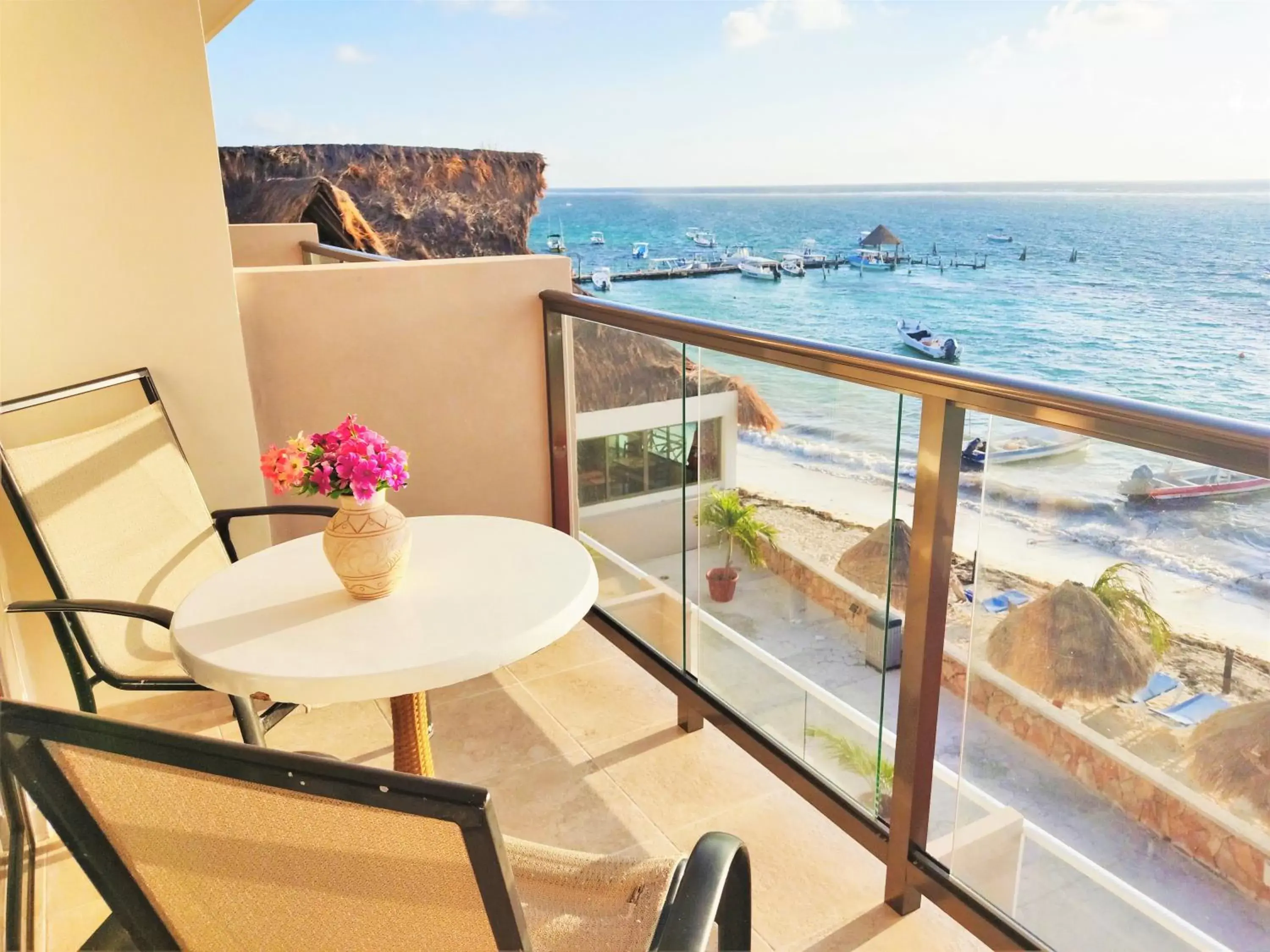 Balcony/Terrace in Hacienda Morelos Beachfront Hotel