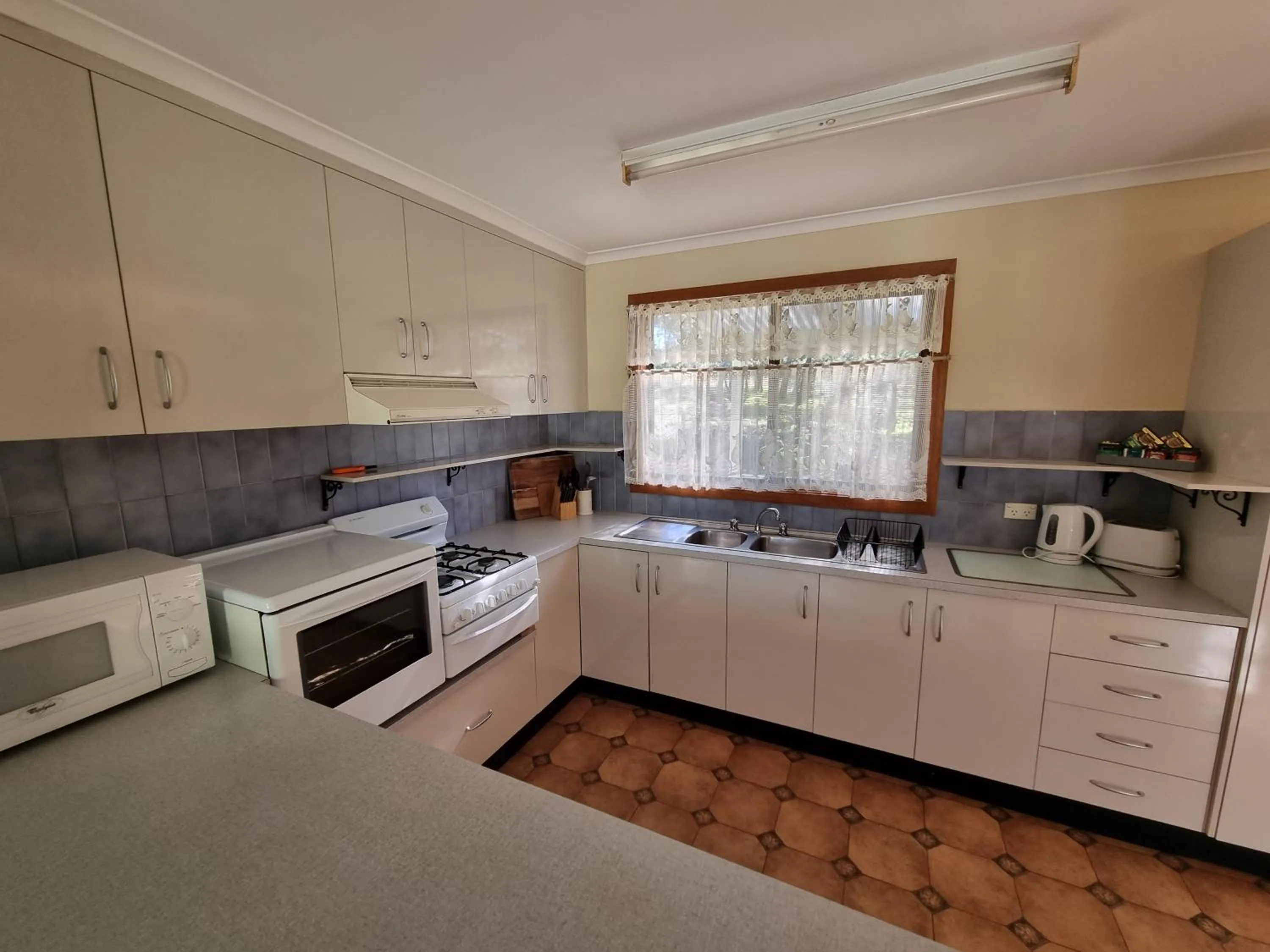 Coffee/tea facilities in Golden Heritage Apartments Beechworth
