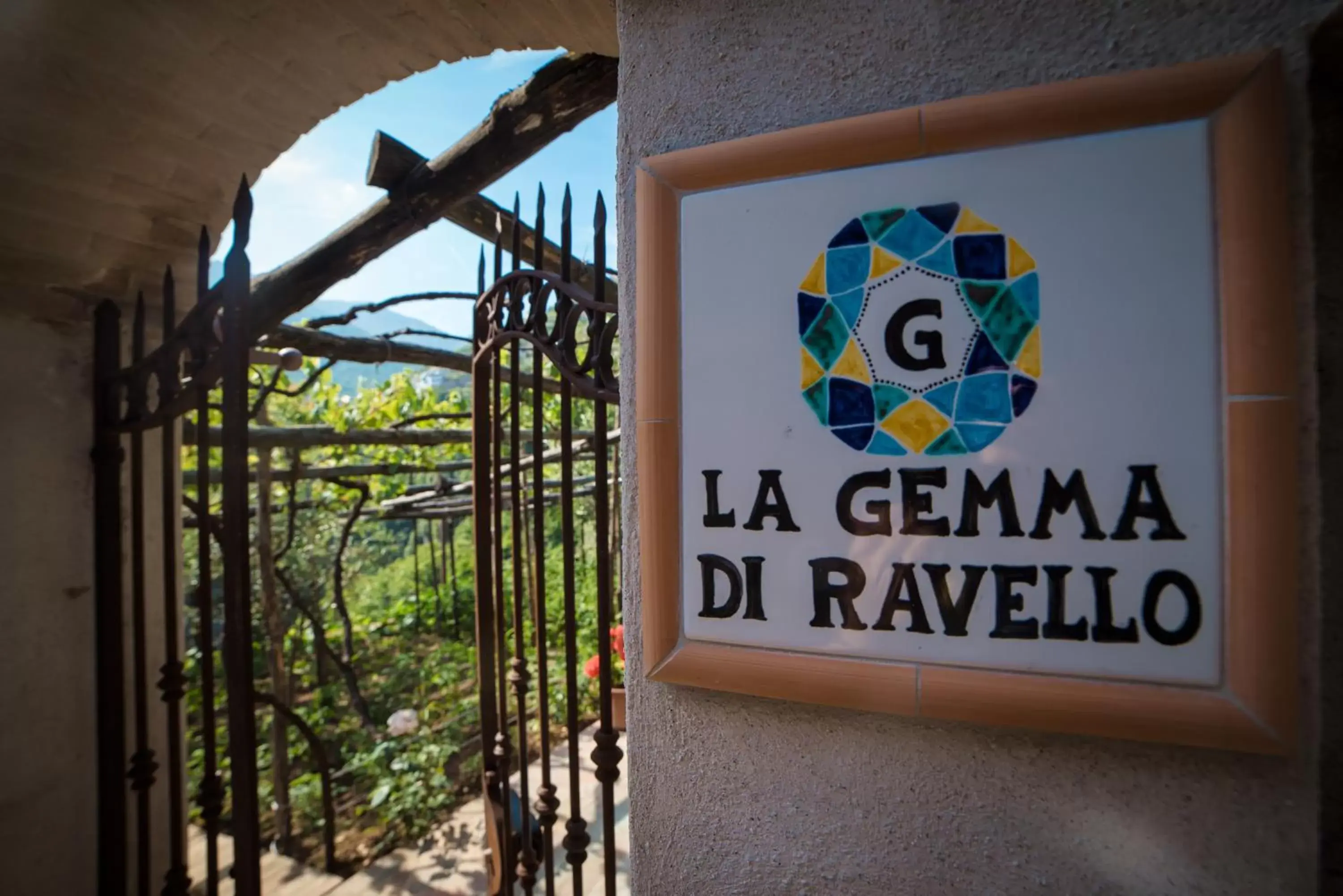 Property Logo/Sign in La Gemma di Ravello