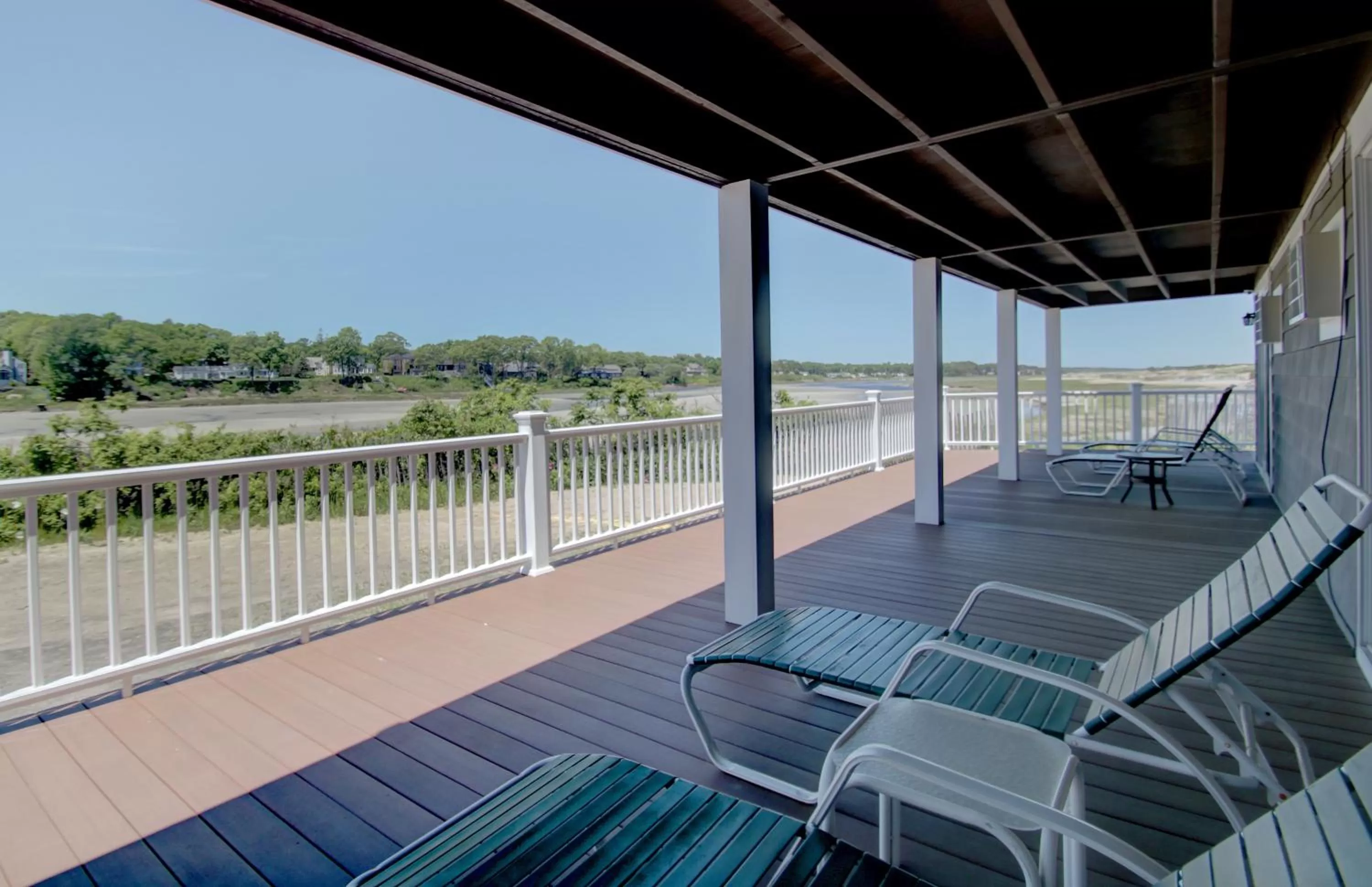 Balcony/Terrace in Norseman Resort on the Beach