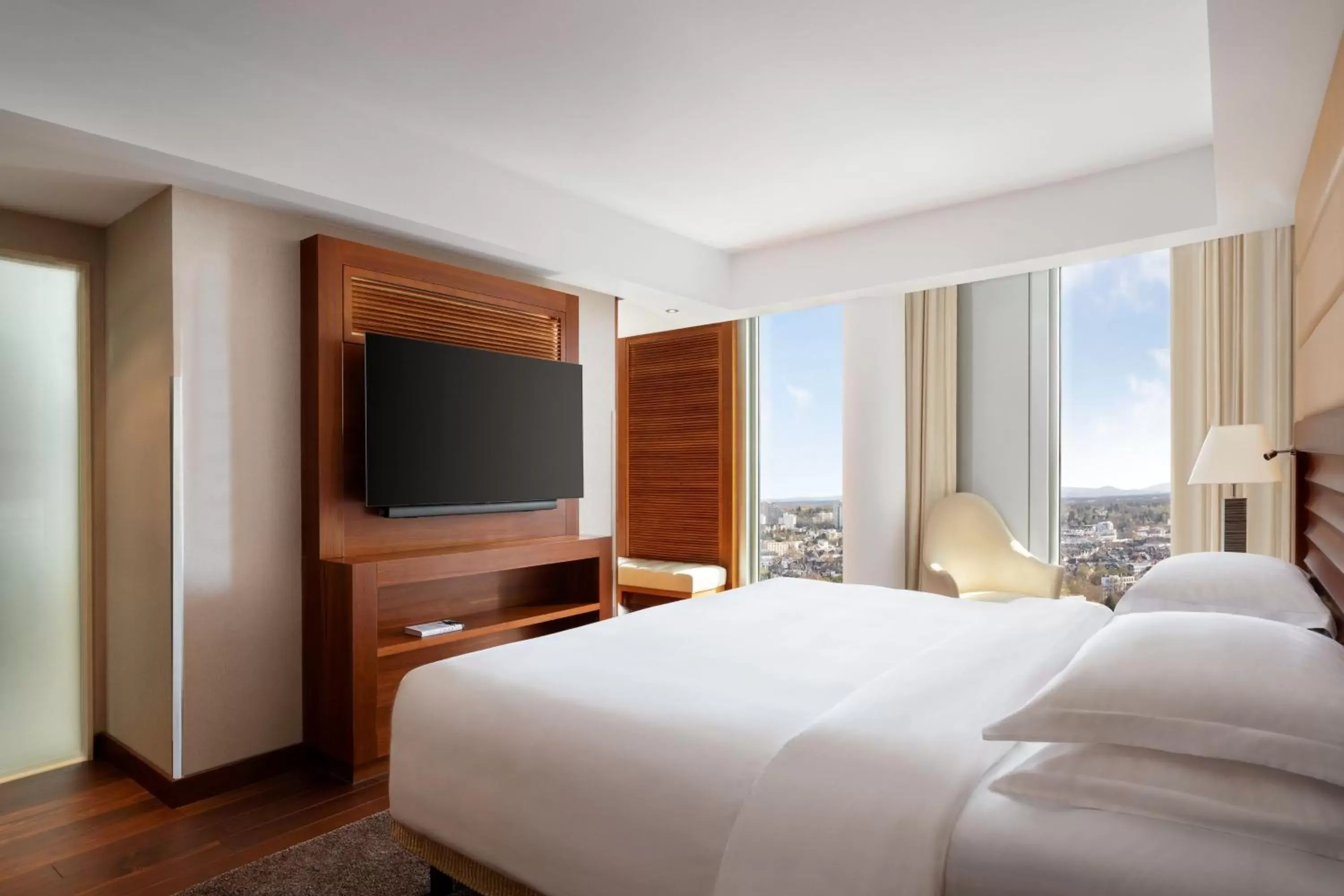 Bedroom in JW Marriott Hotel Frankfurt