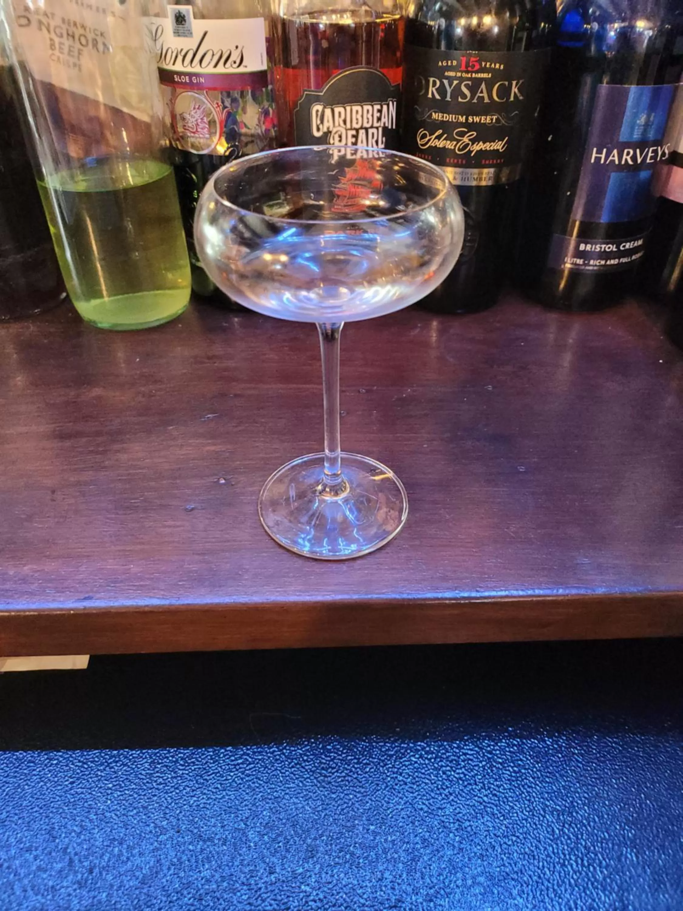 the jackdaw pub SELF CATERING STATIC CARAVAN free breakfast supplied