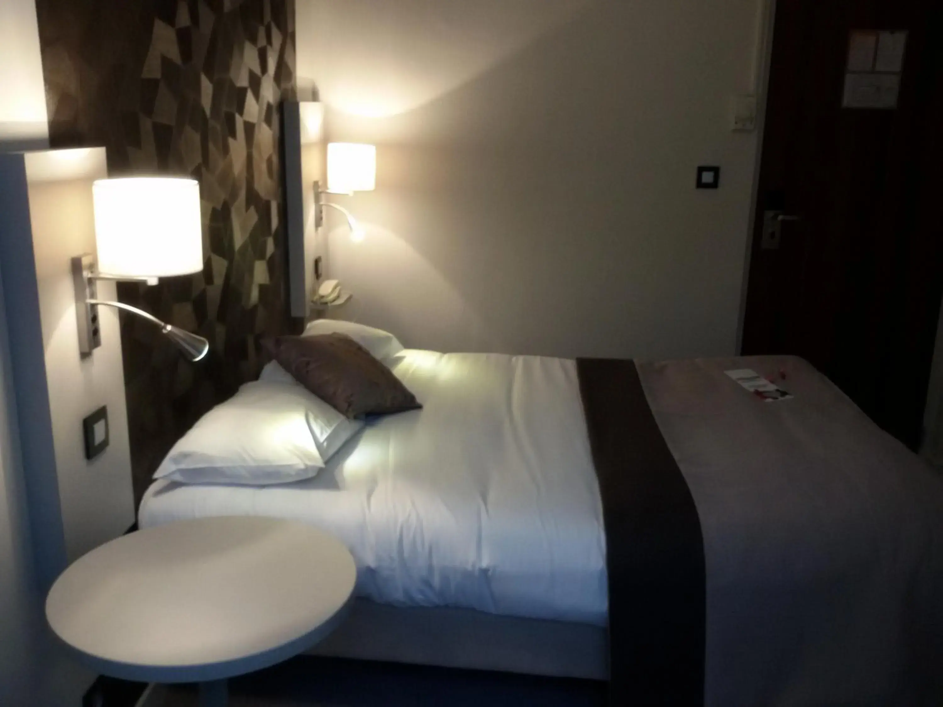 Double Bed room  in Hotel Albert Elisabeth Gare SNCF