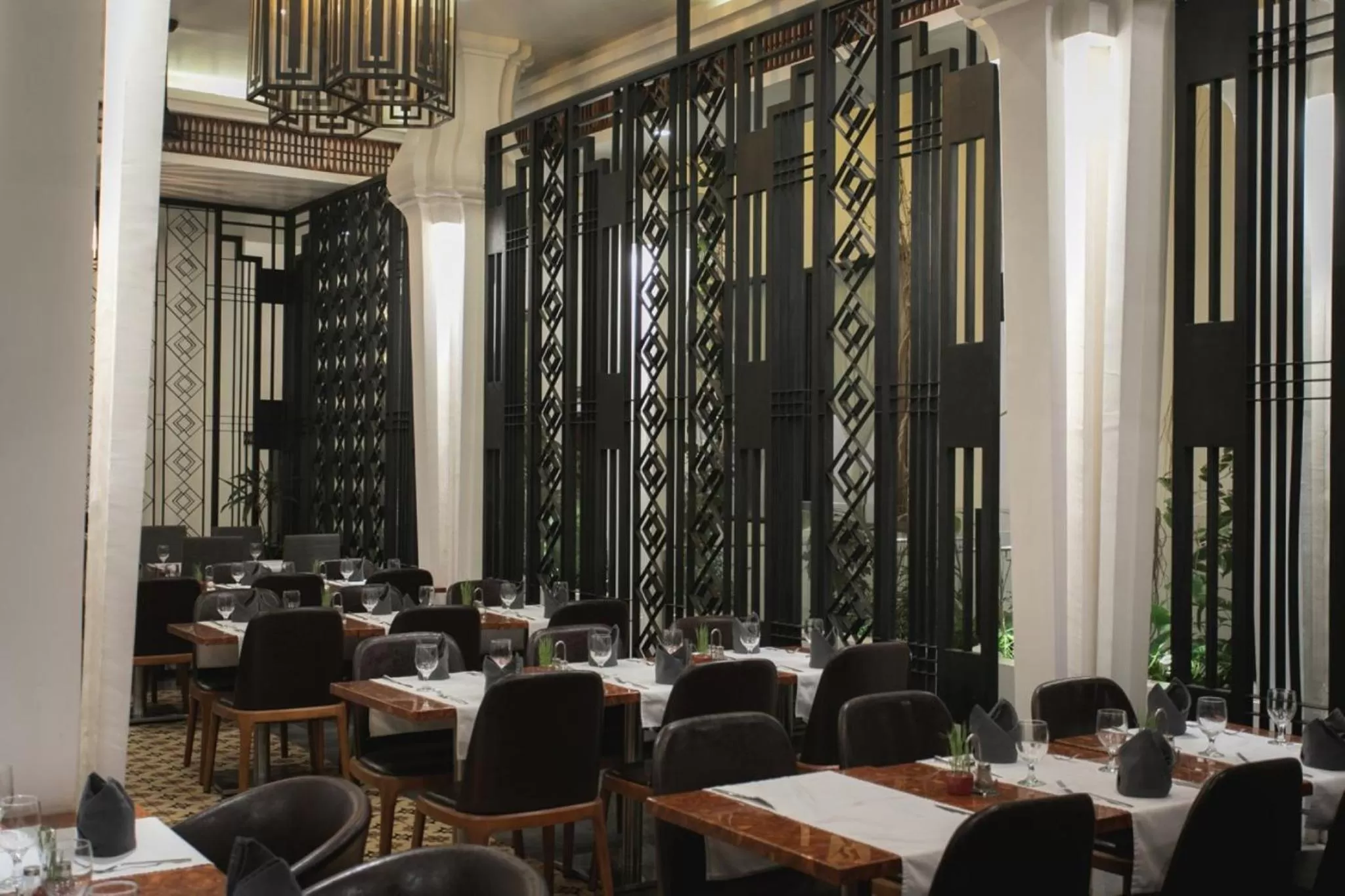 Restaurant/places to eat in HARI Residence & Spa