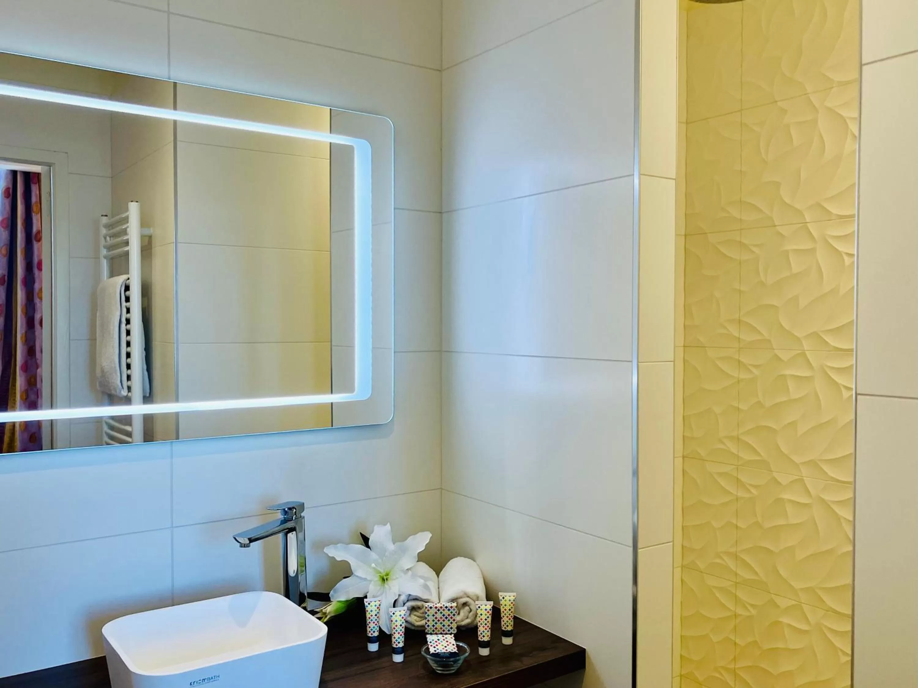 Shower in Hôtel Outre-Mer - Villa Le Couchant