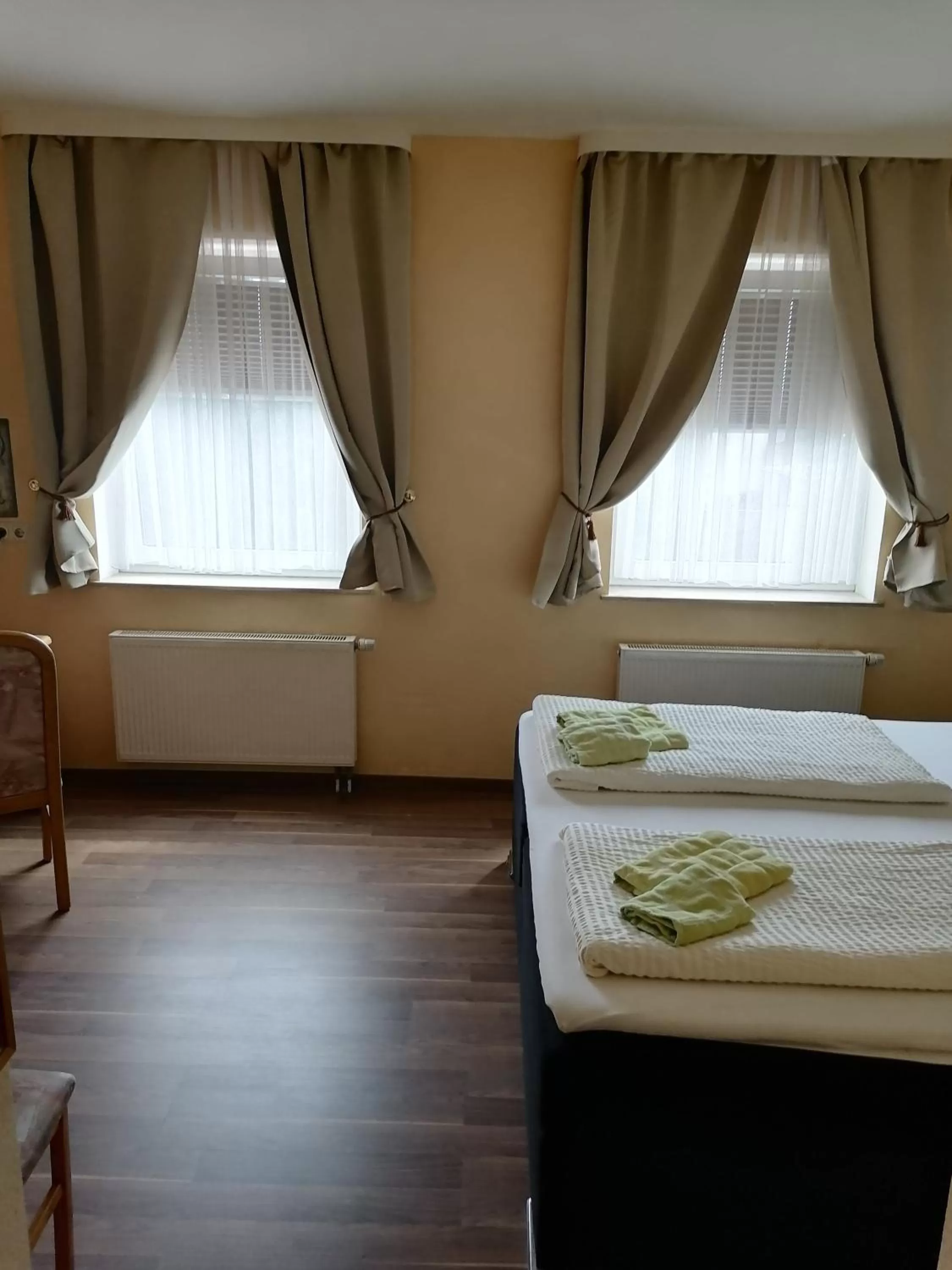 Bed in Pension Kuehnauer Hof