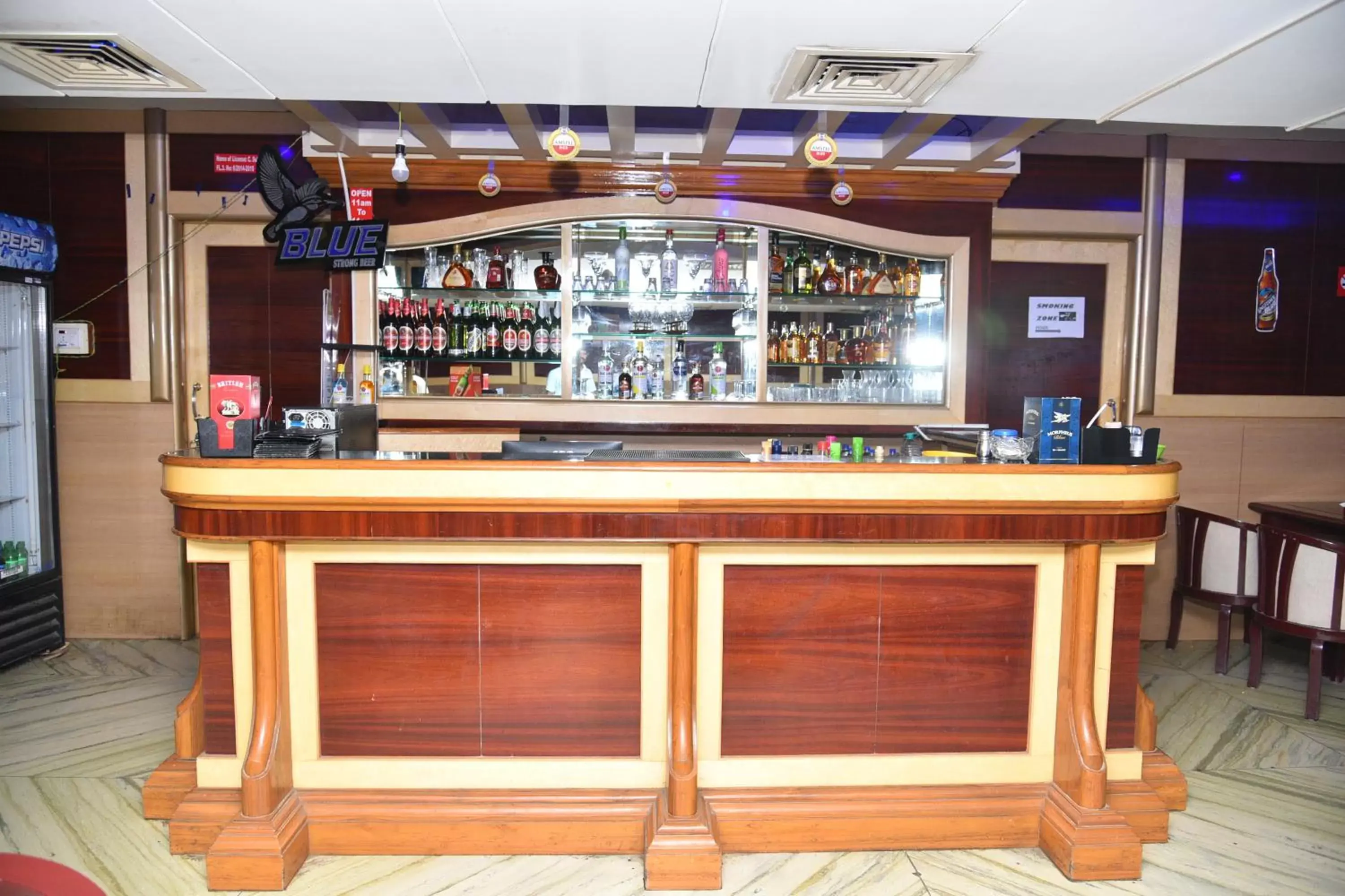 Restaurant/places to eat in Hotel Sonas Restaurant/places to eat in Hotel Sonas