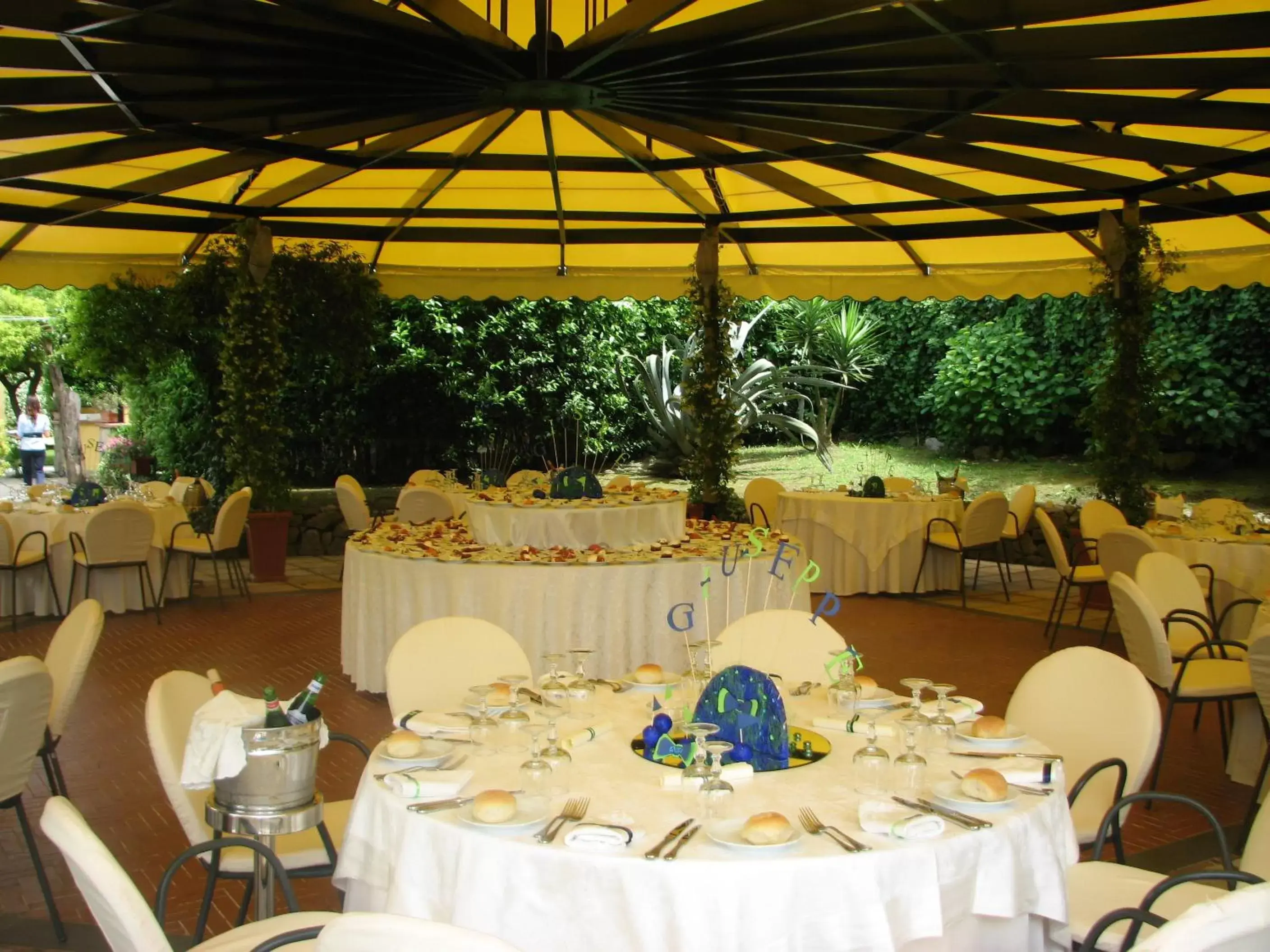 Banquet/Function facilities, Restaurant/Places to Eat in Hotel Parco