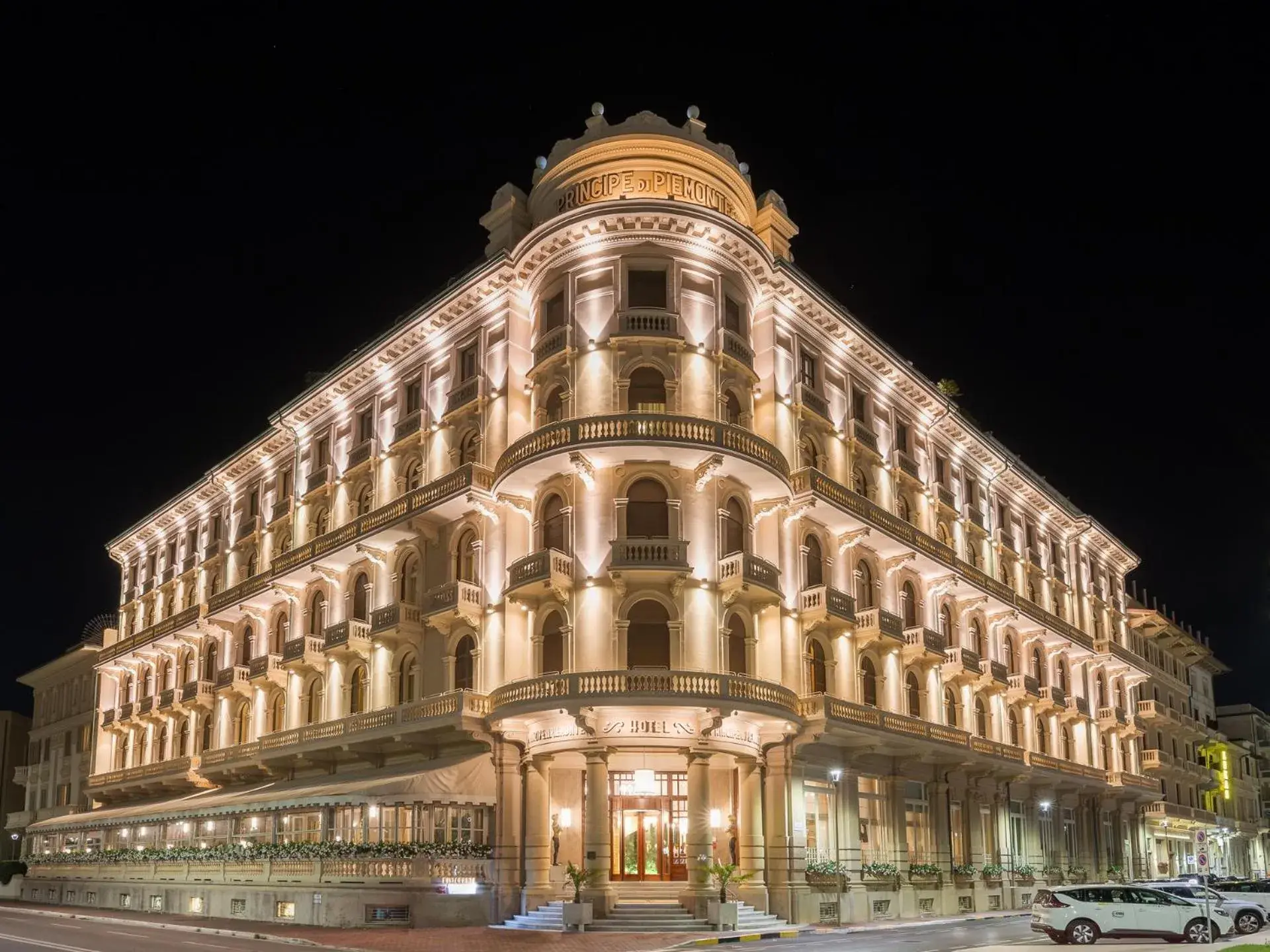 Facade/entrance, Property Building in Grand Hotel Principe Di Piemonte