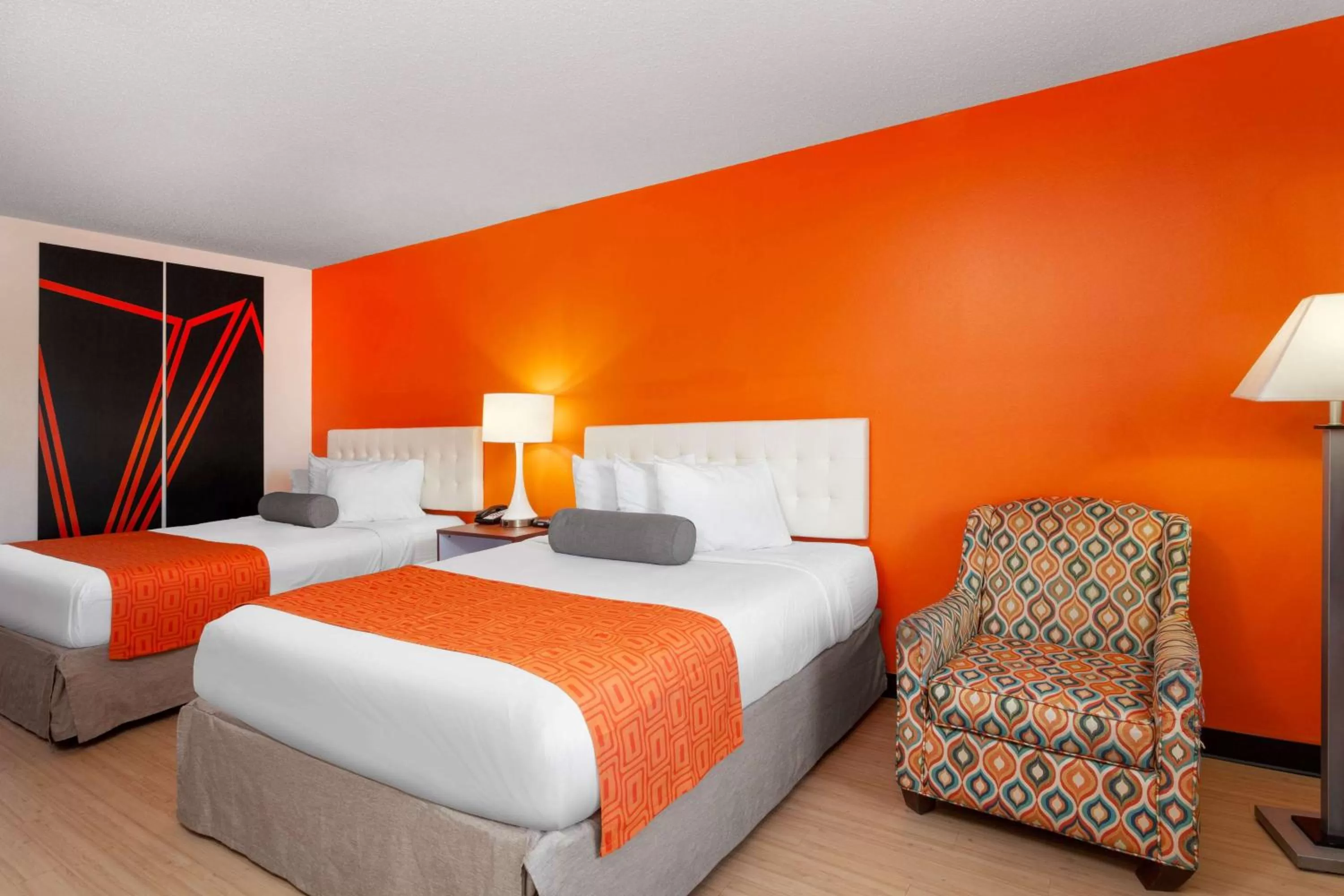 Photo of the whole room, Bed in Howard Johnson by Wyndham Vero Beach/I-95