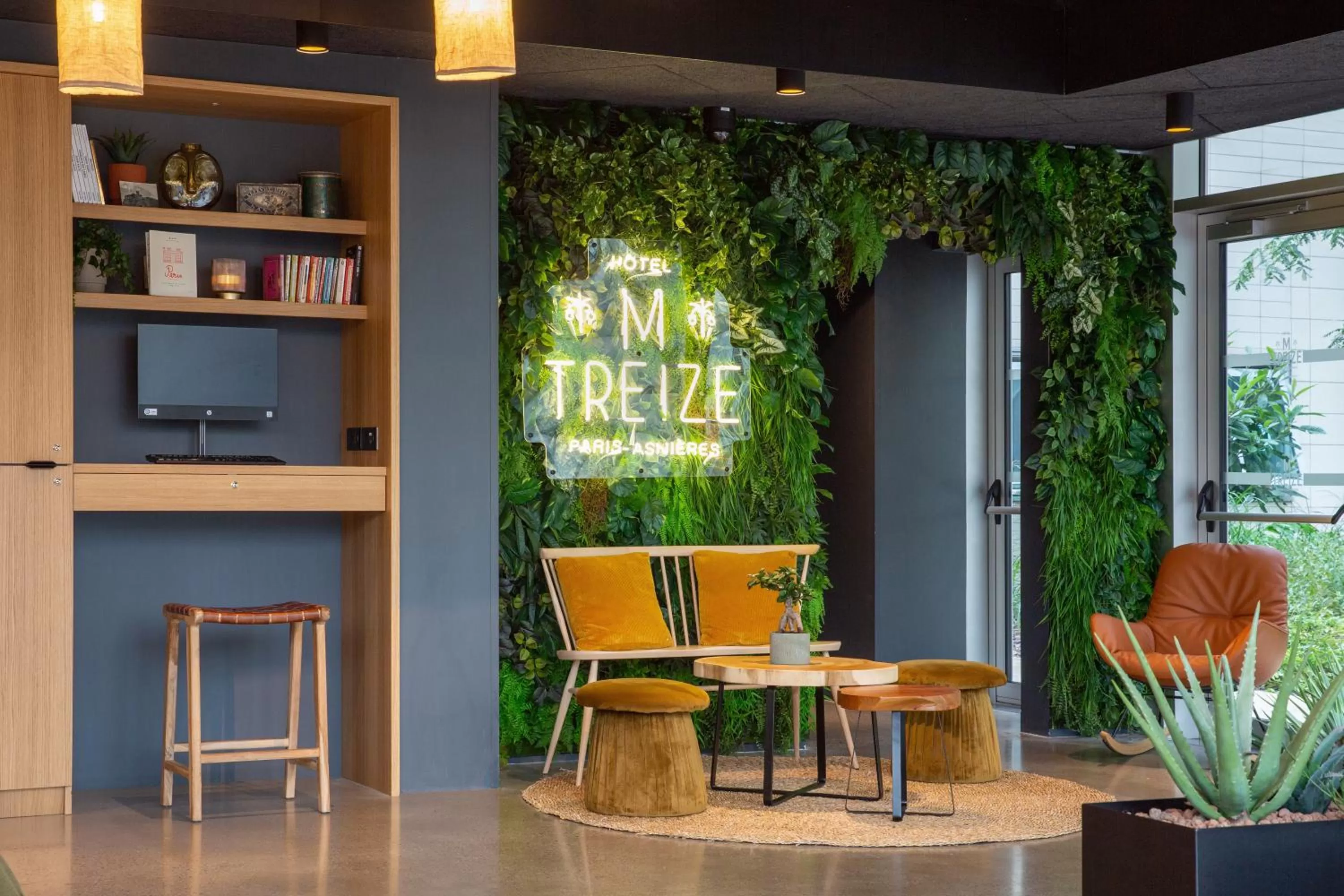 Decorative detail in Best Western M-Treize Paris Asnieres