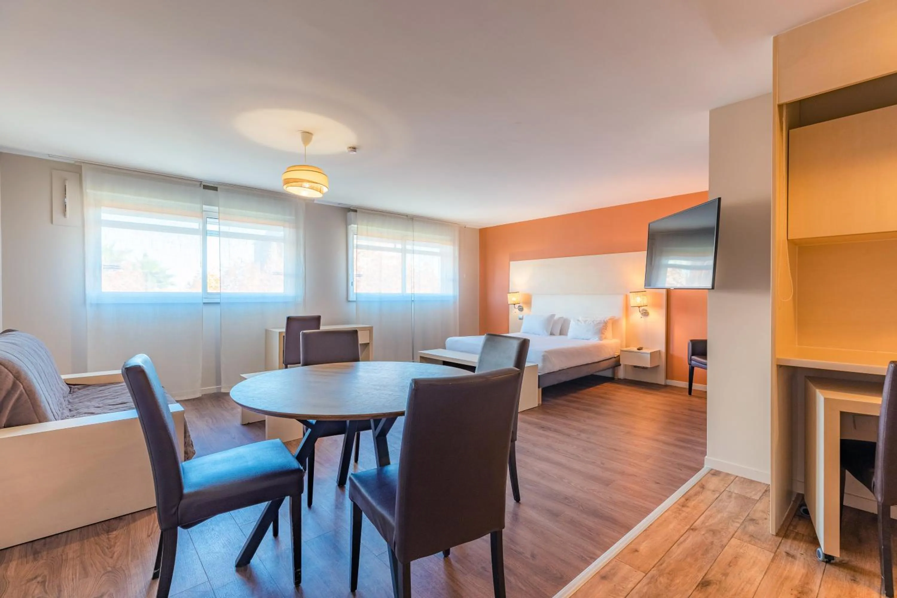 Bed in Appart’City Confort Montpellier Ovalie I